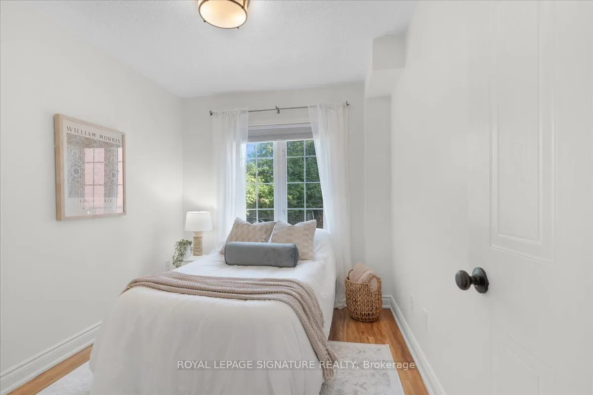 262 St Helens Avenue, #107