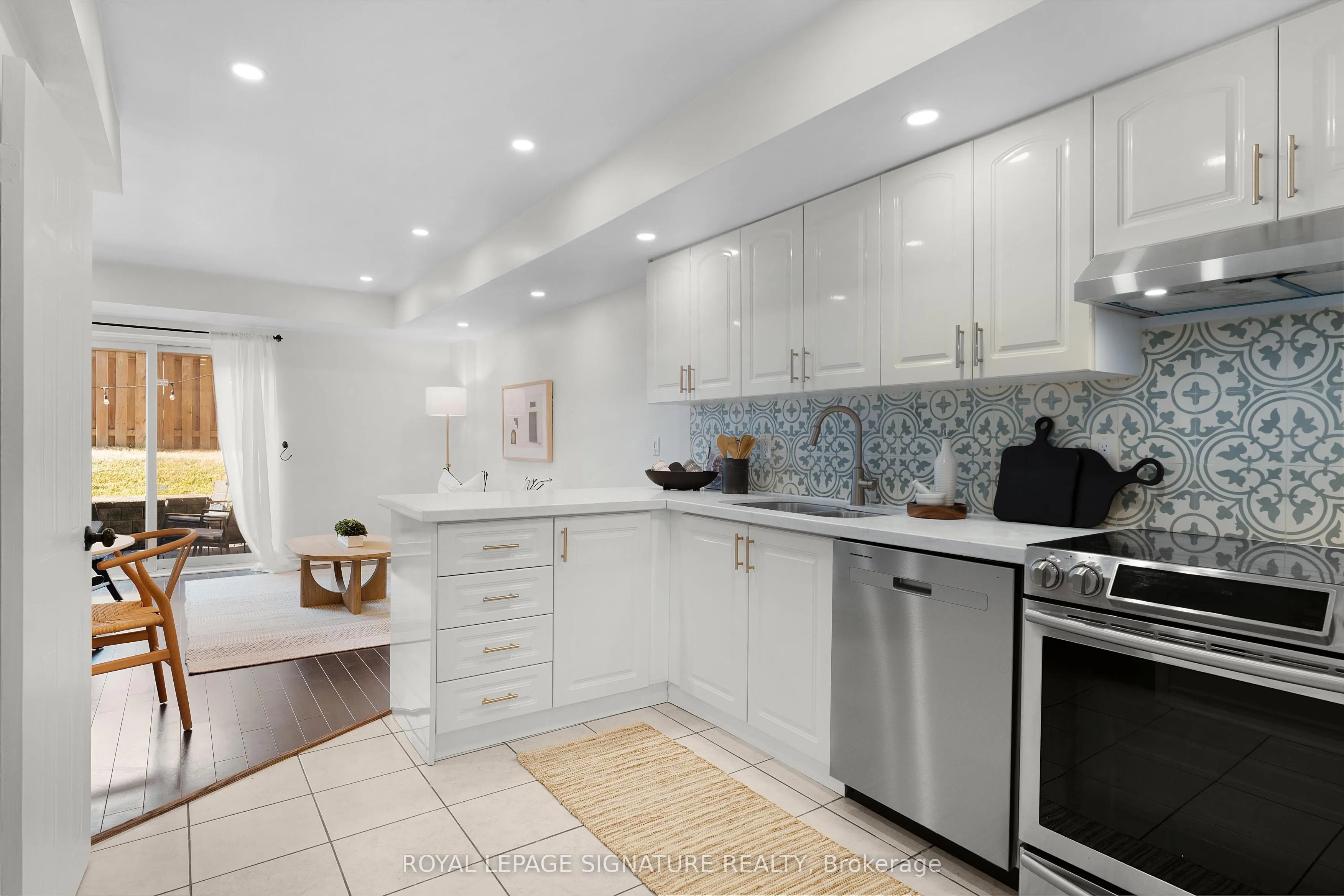 262 St Helens Avenue, #107
