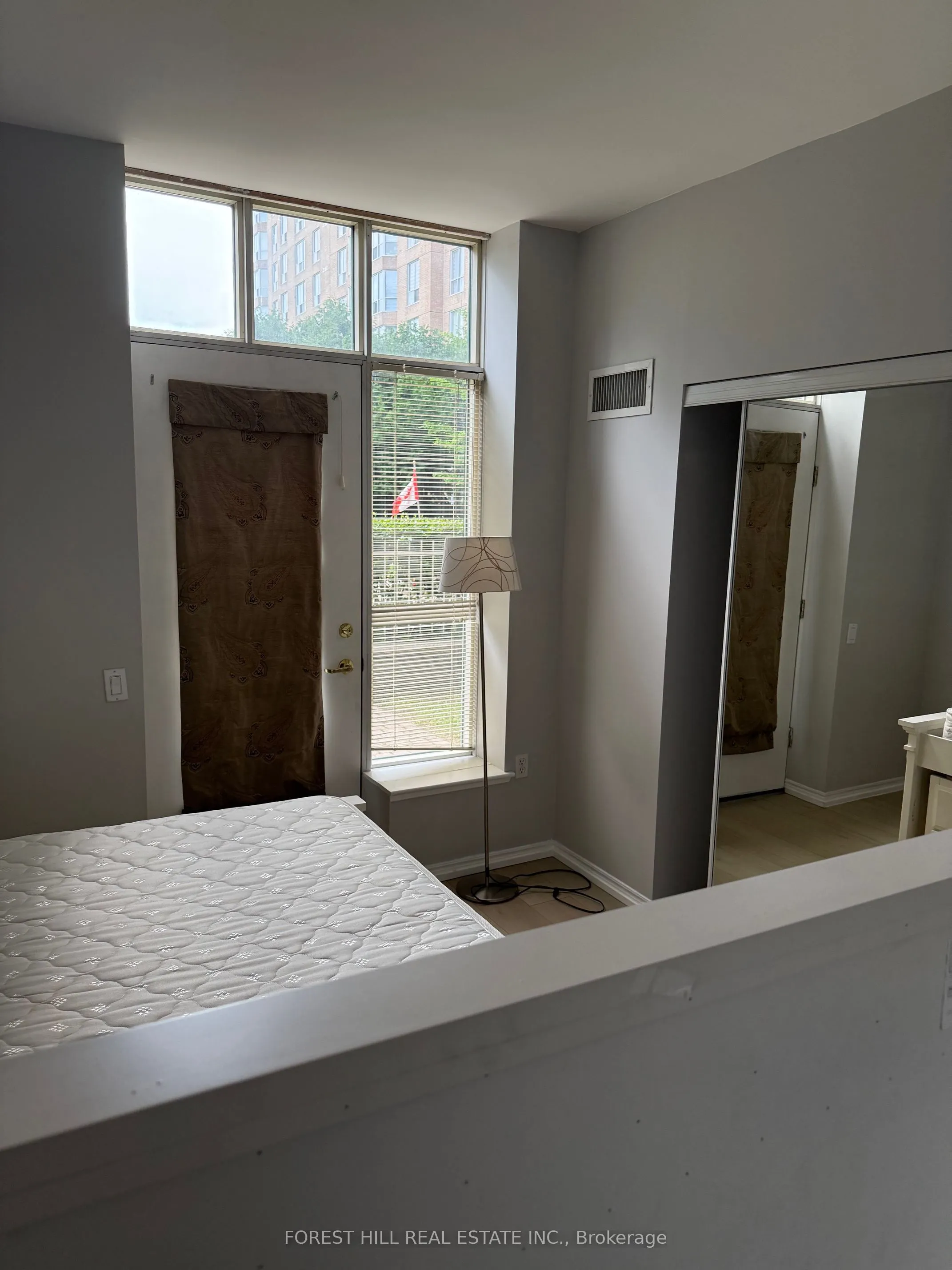 11 Thorncliffe Pk Drive, #103