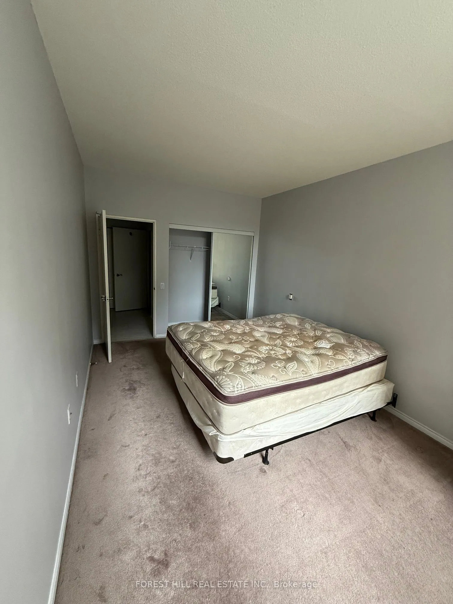 11 Thorncliffe Pk Drive, #103