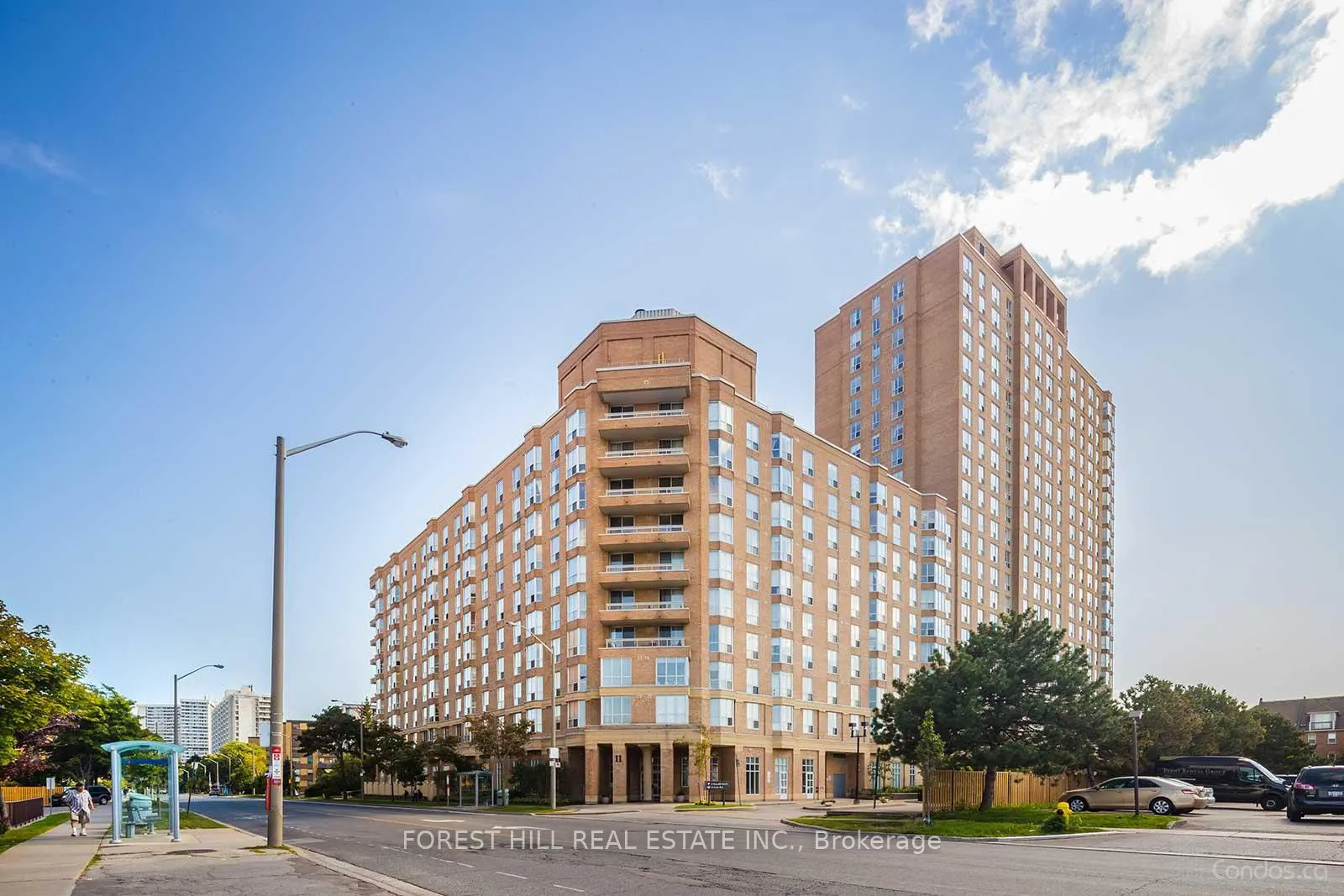 11 Thorncliffe Pk Drive, #103