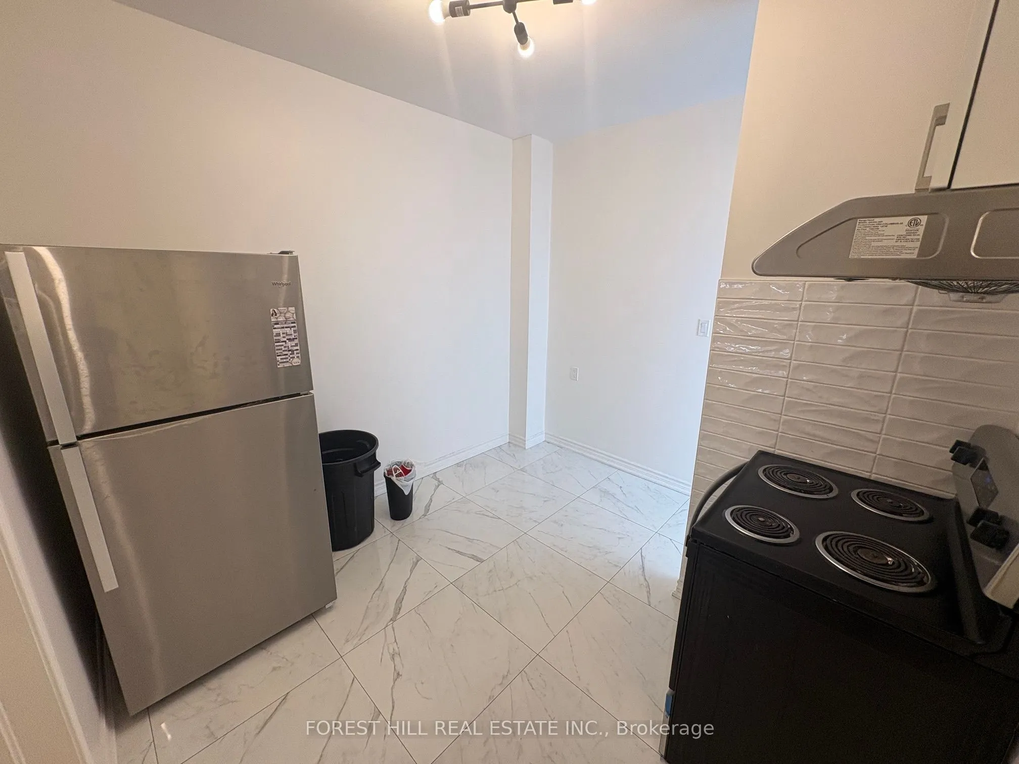 756 Queen Street W, #C