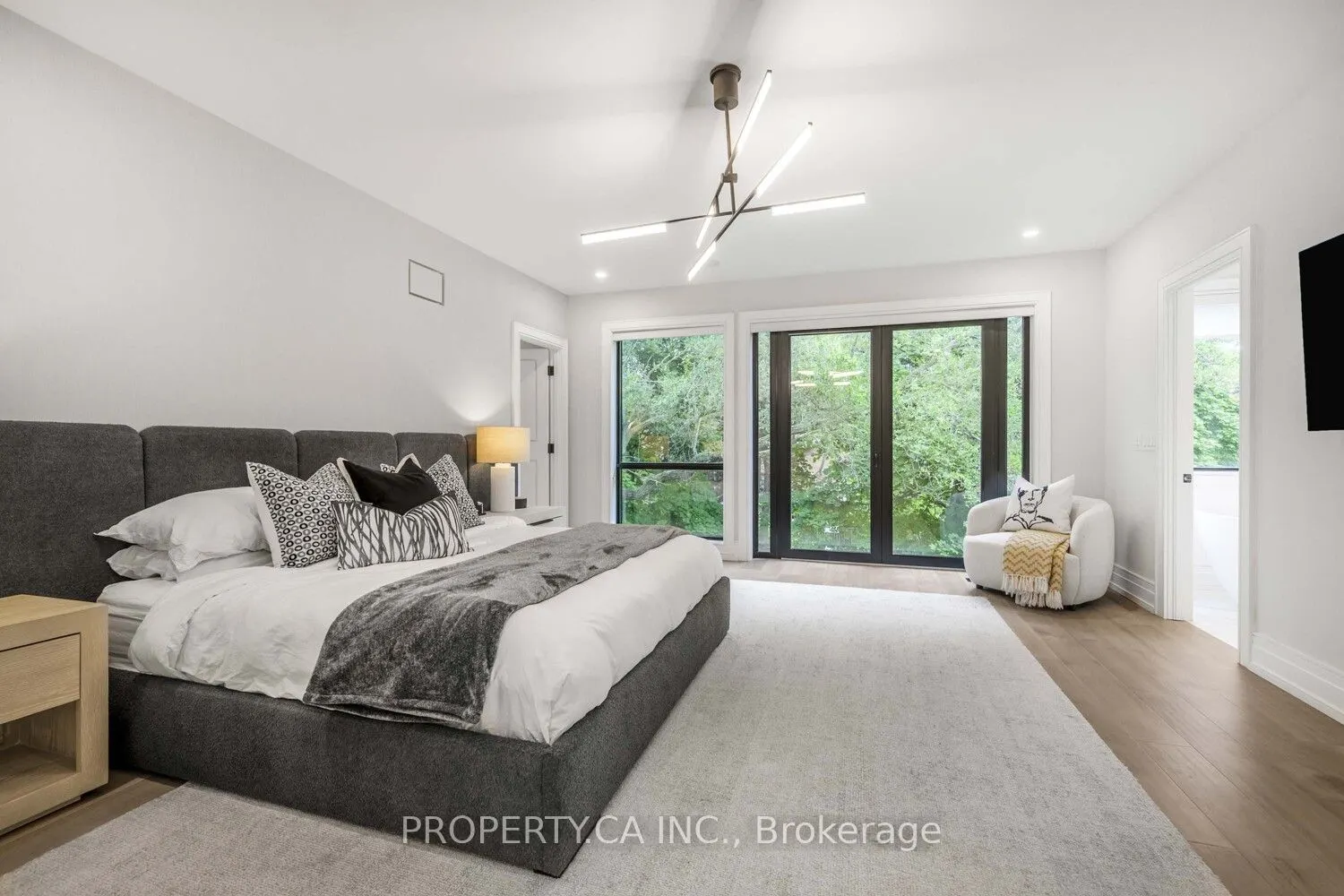 8 Manor Haven Road