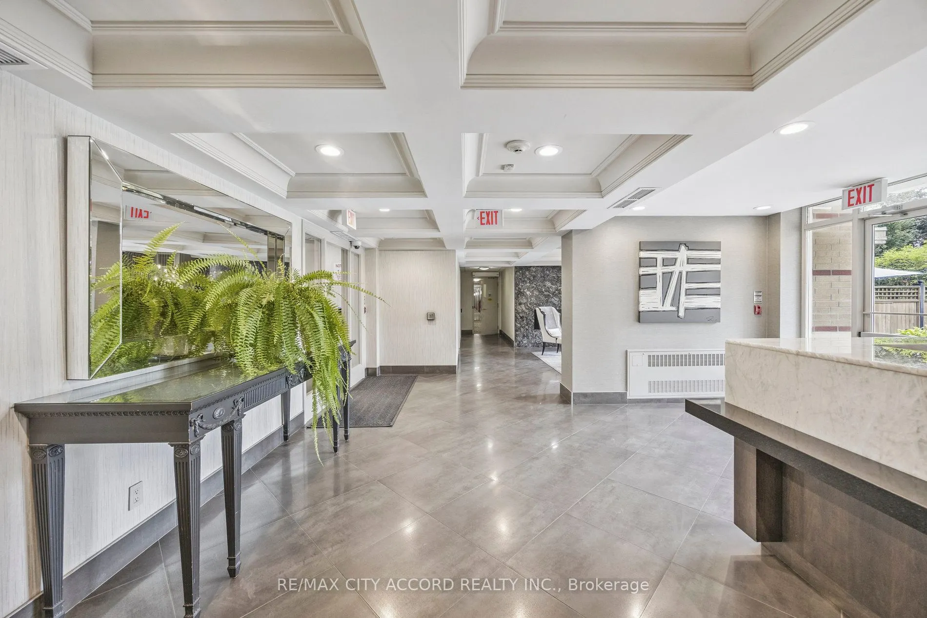 485 Rosewell Avenue, #210