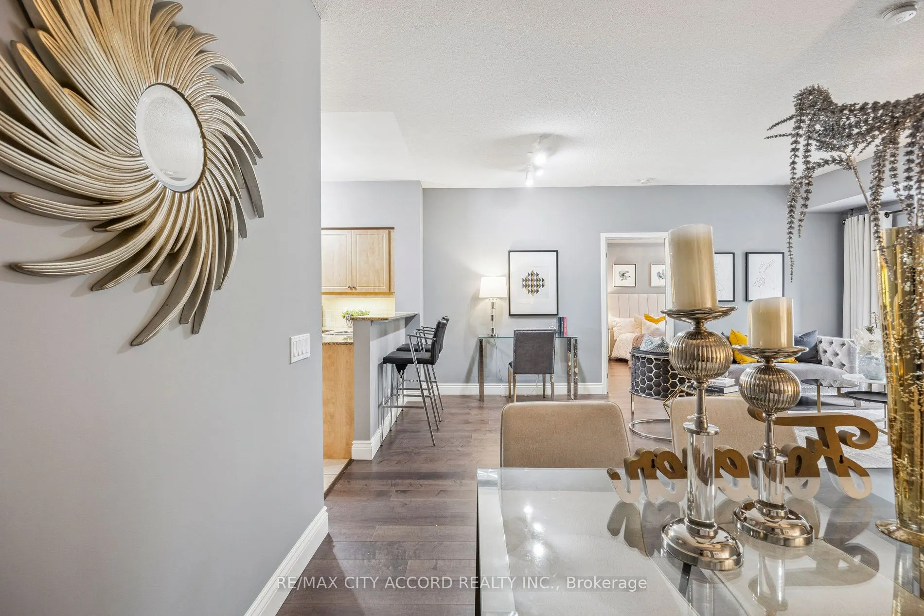 485 Rosewell Avenue, #210
