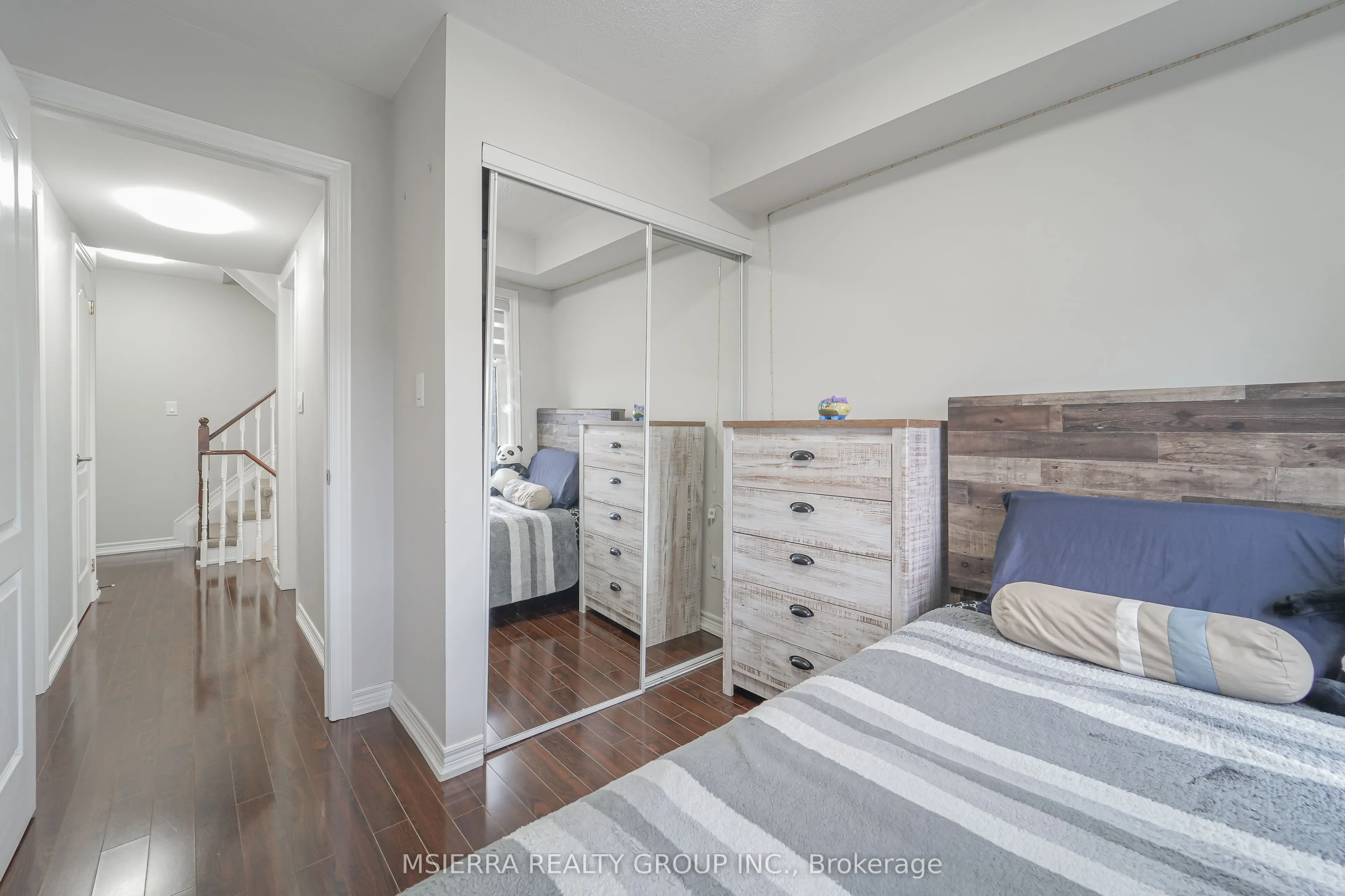 1496 Victoria Park Avenue, #254