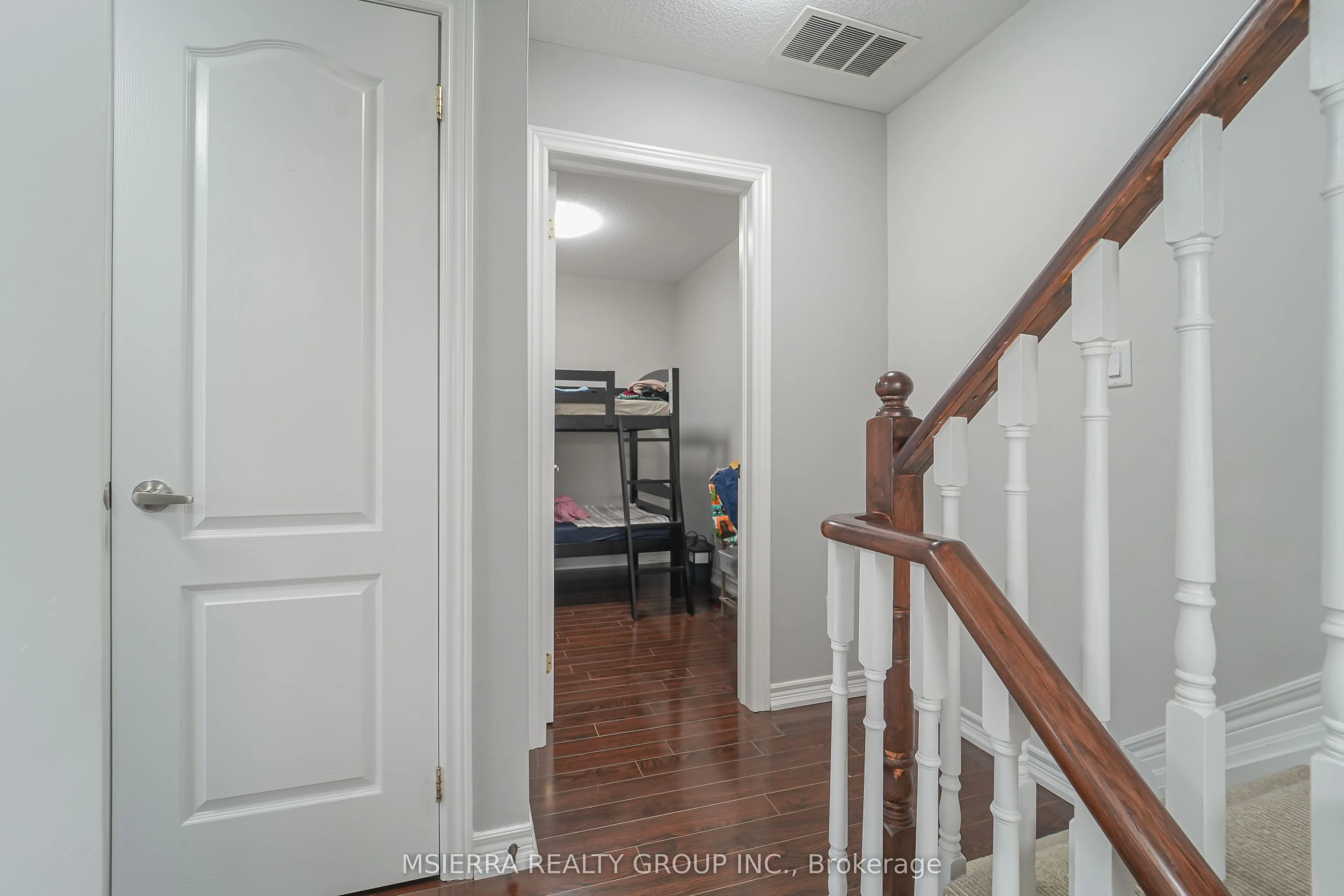 1496 Victoria Park Avenue, #254