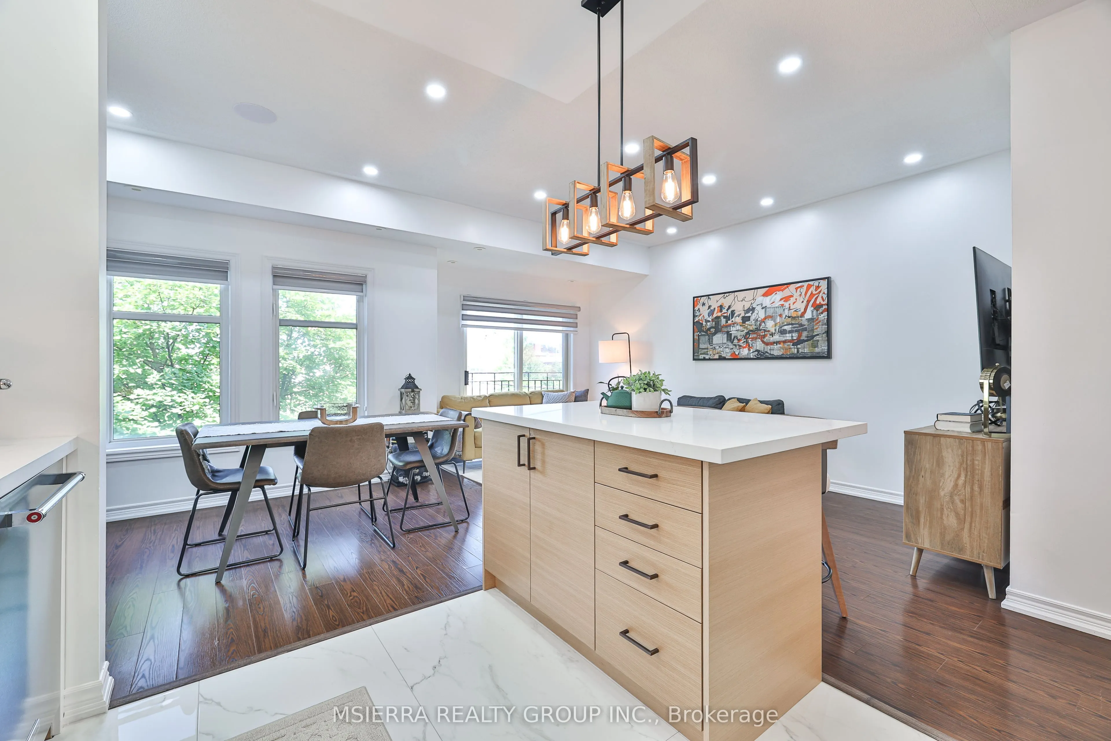 1496 Victoria Park Avenue, #254