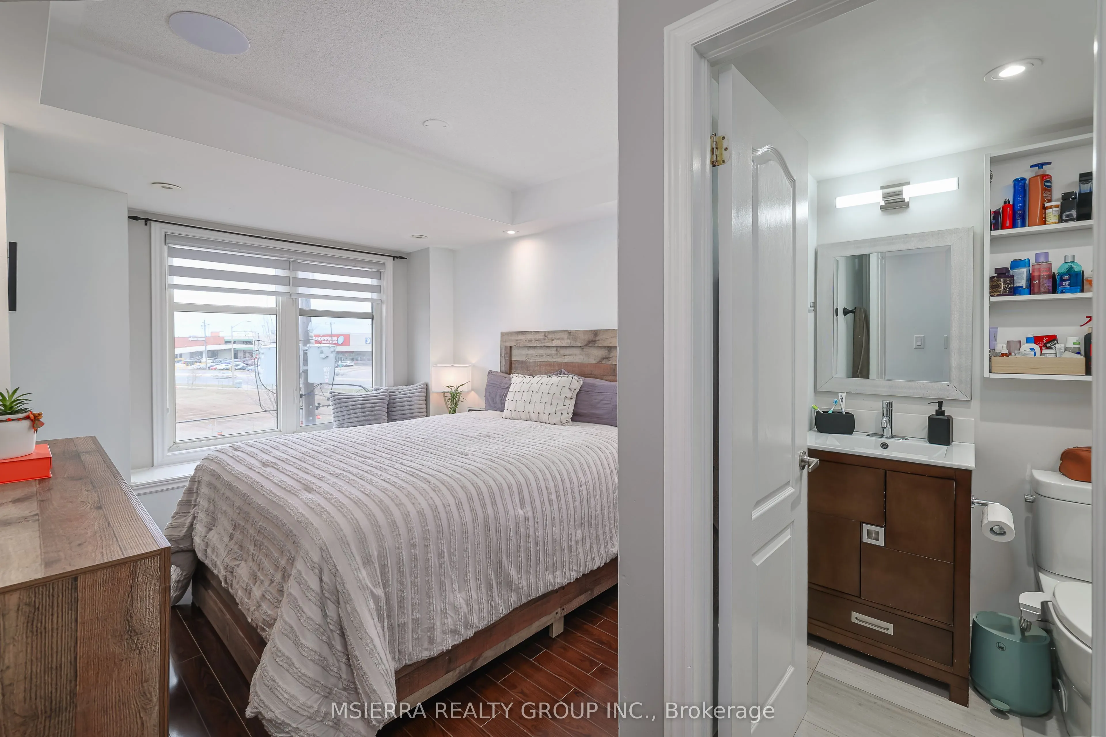 1496 Victoria Park Avenue, #254