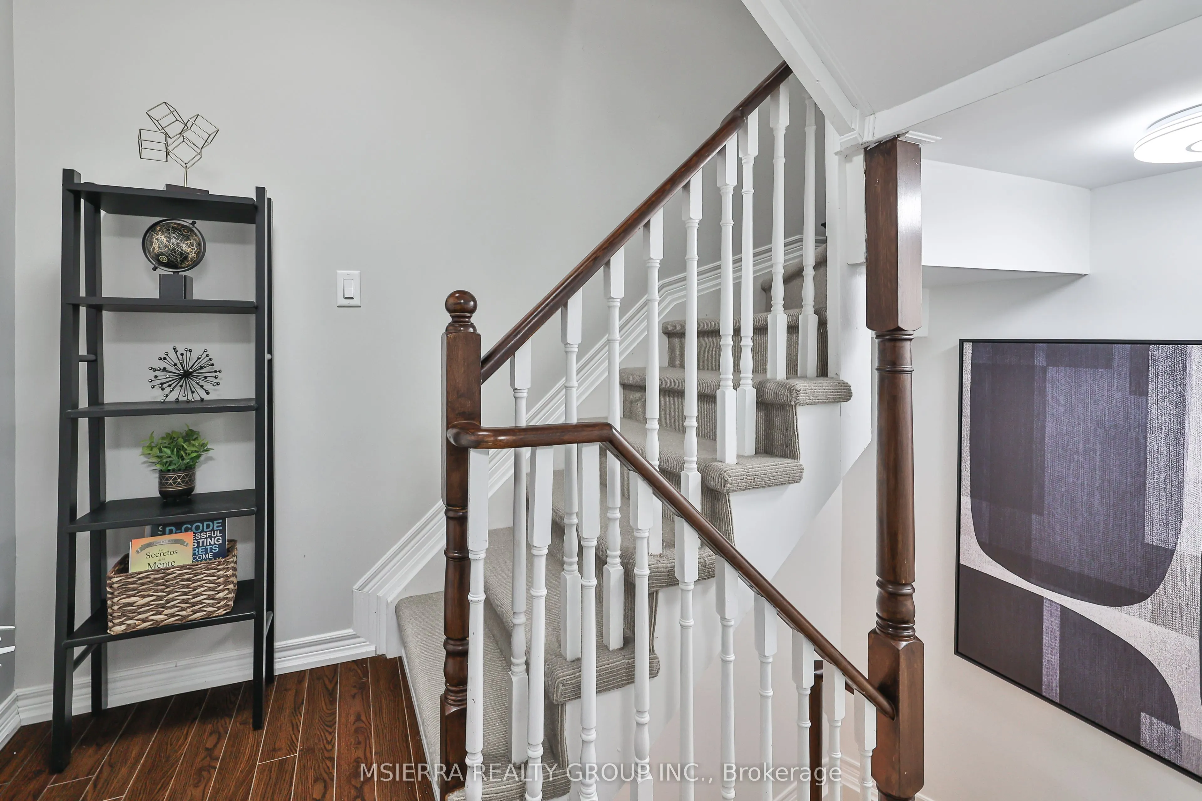 1496 Victoria Park Avenue, #254