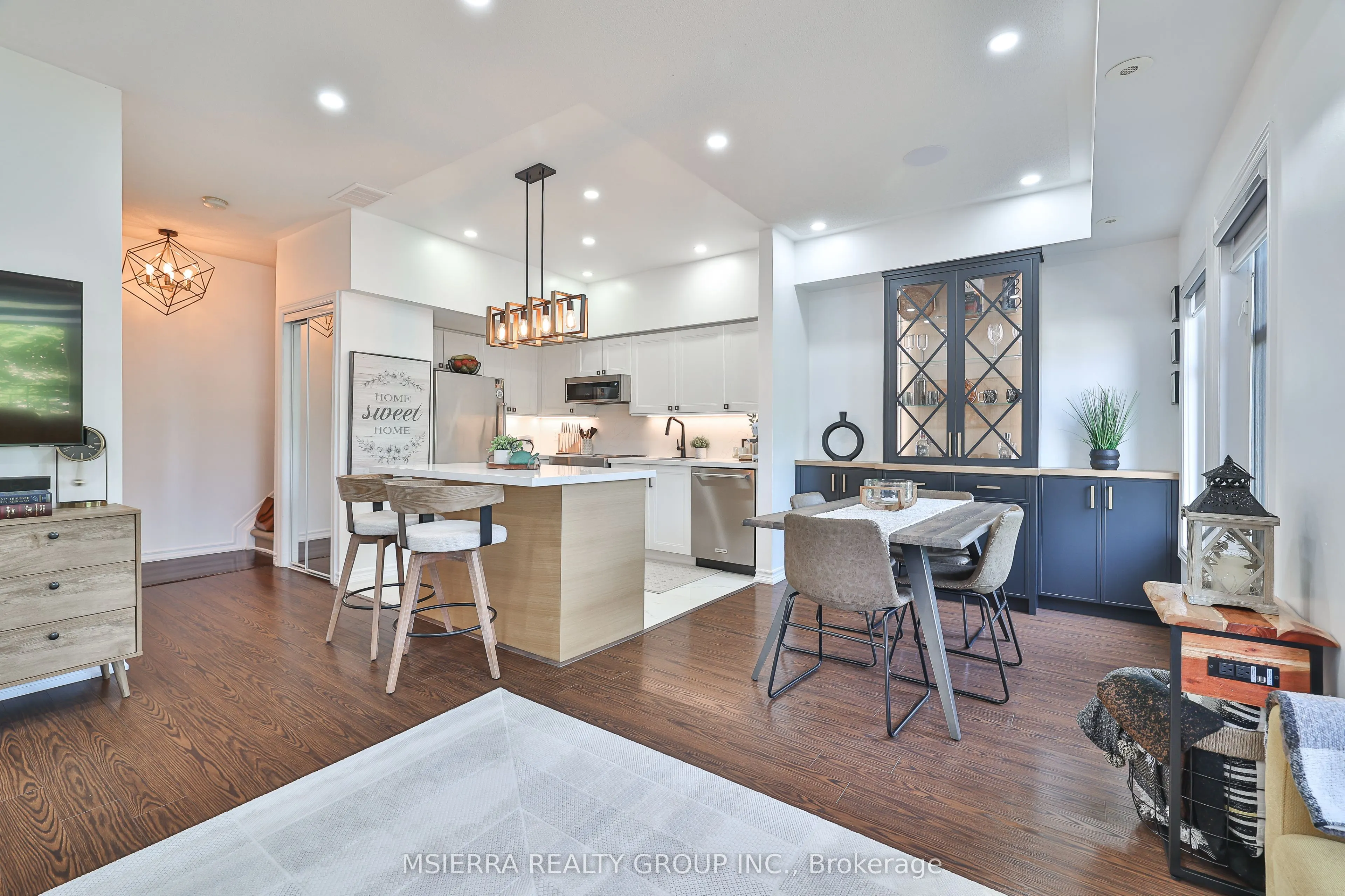 1496 Victoria Park Avenue, #254