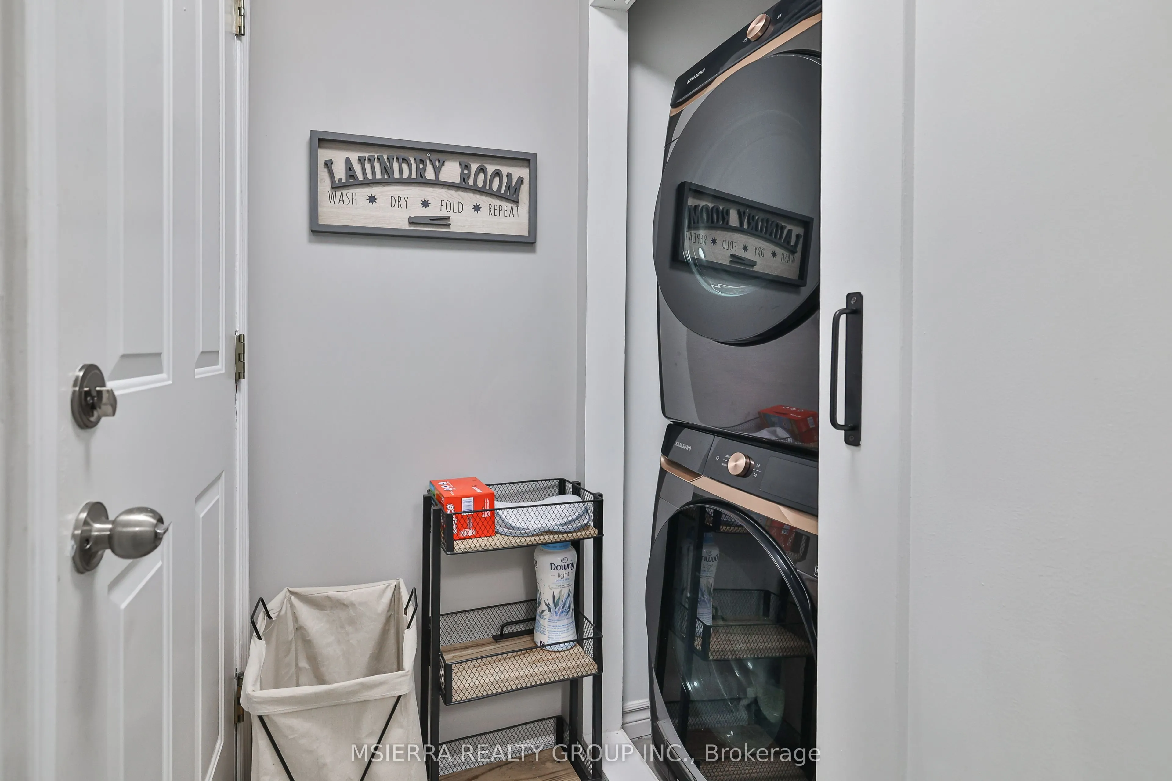 1496 Victoria Park Avenue, #254