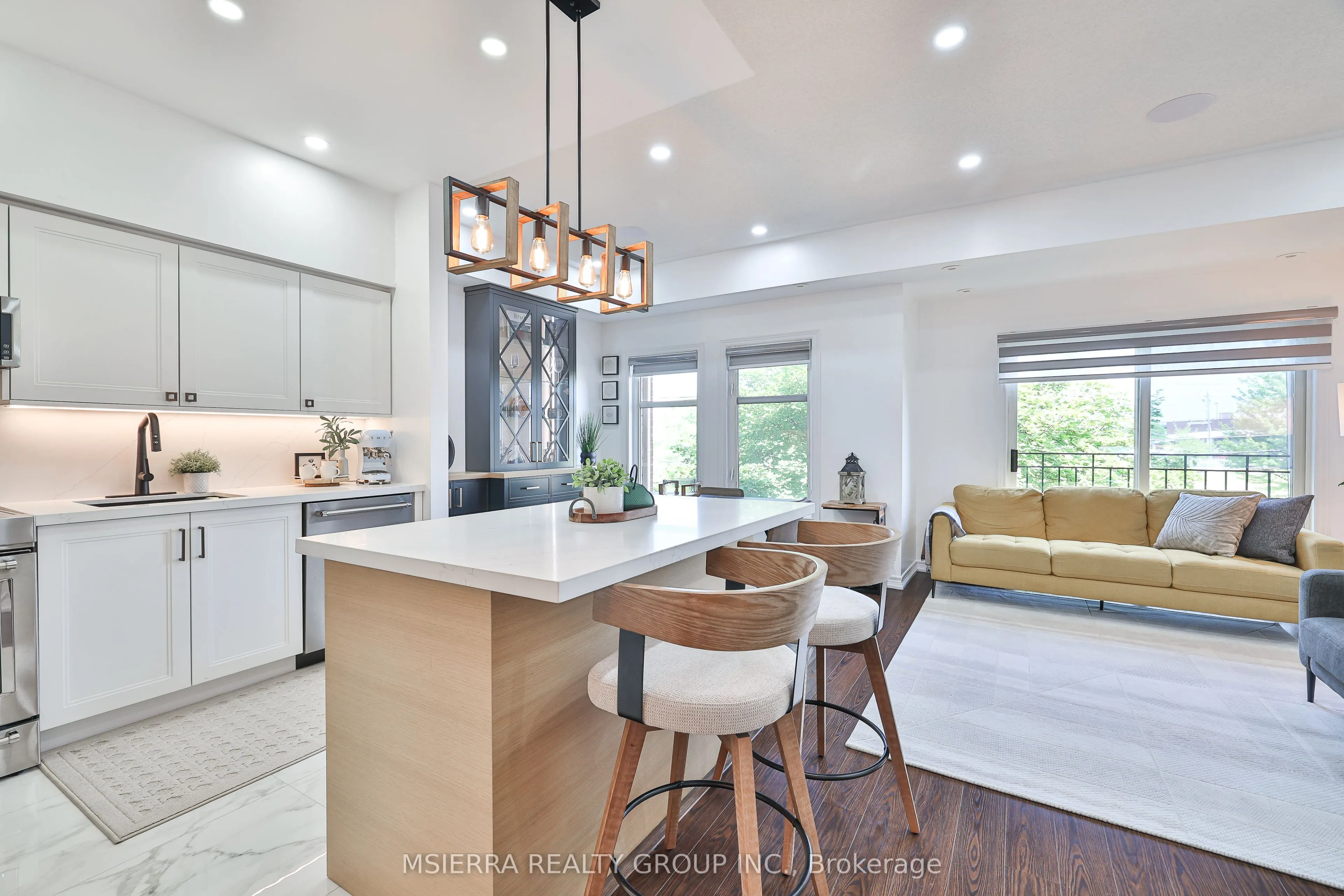 1496 Victoria Park Avenue, #254