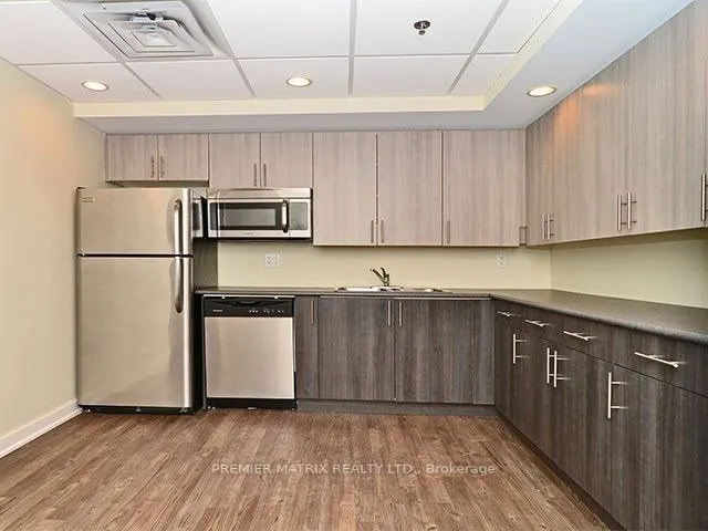 38 Joe Shuster Way, #1811