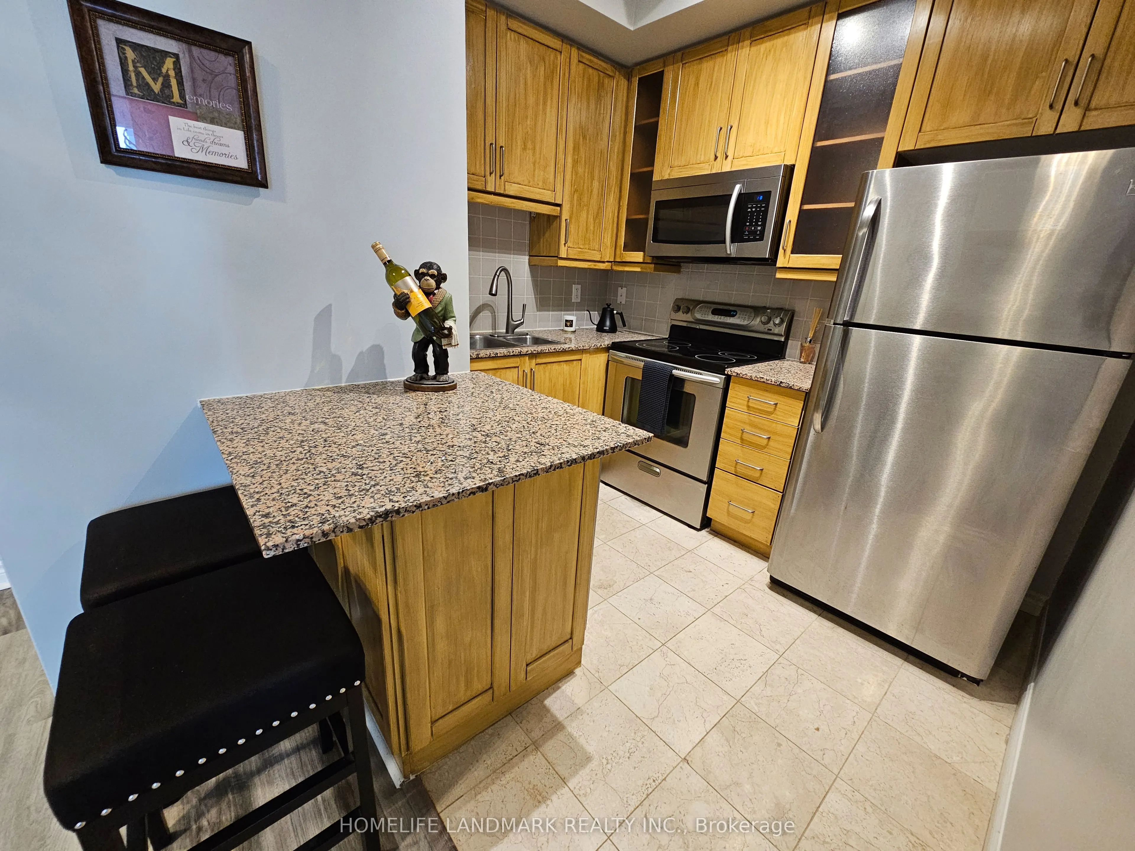 60 Byng Avenue, #401