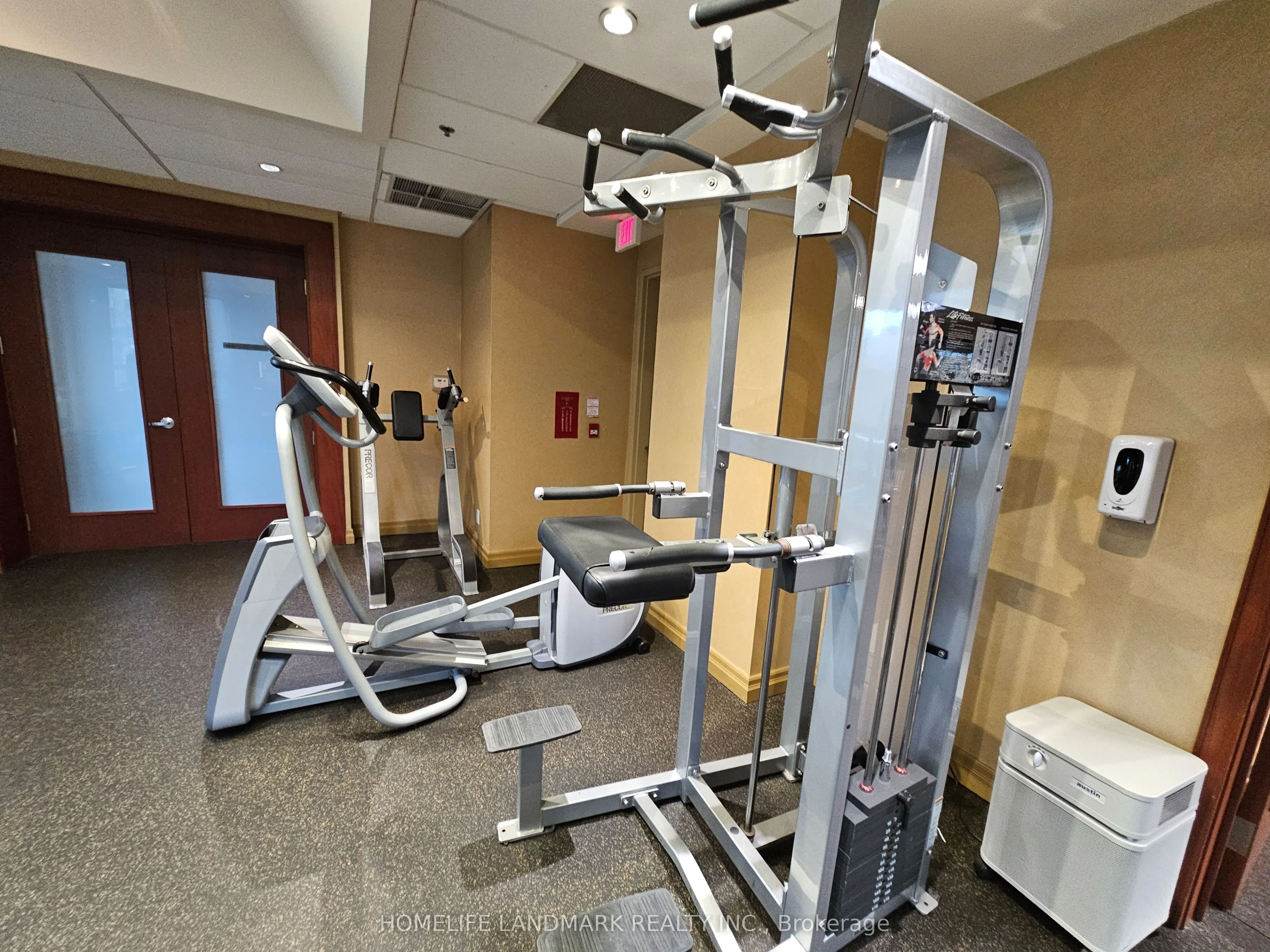 60 Byng Avenue, #401