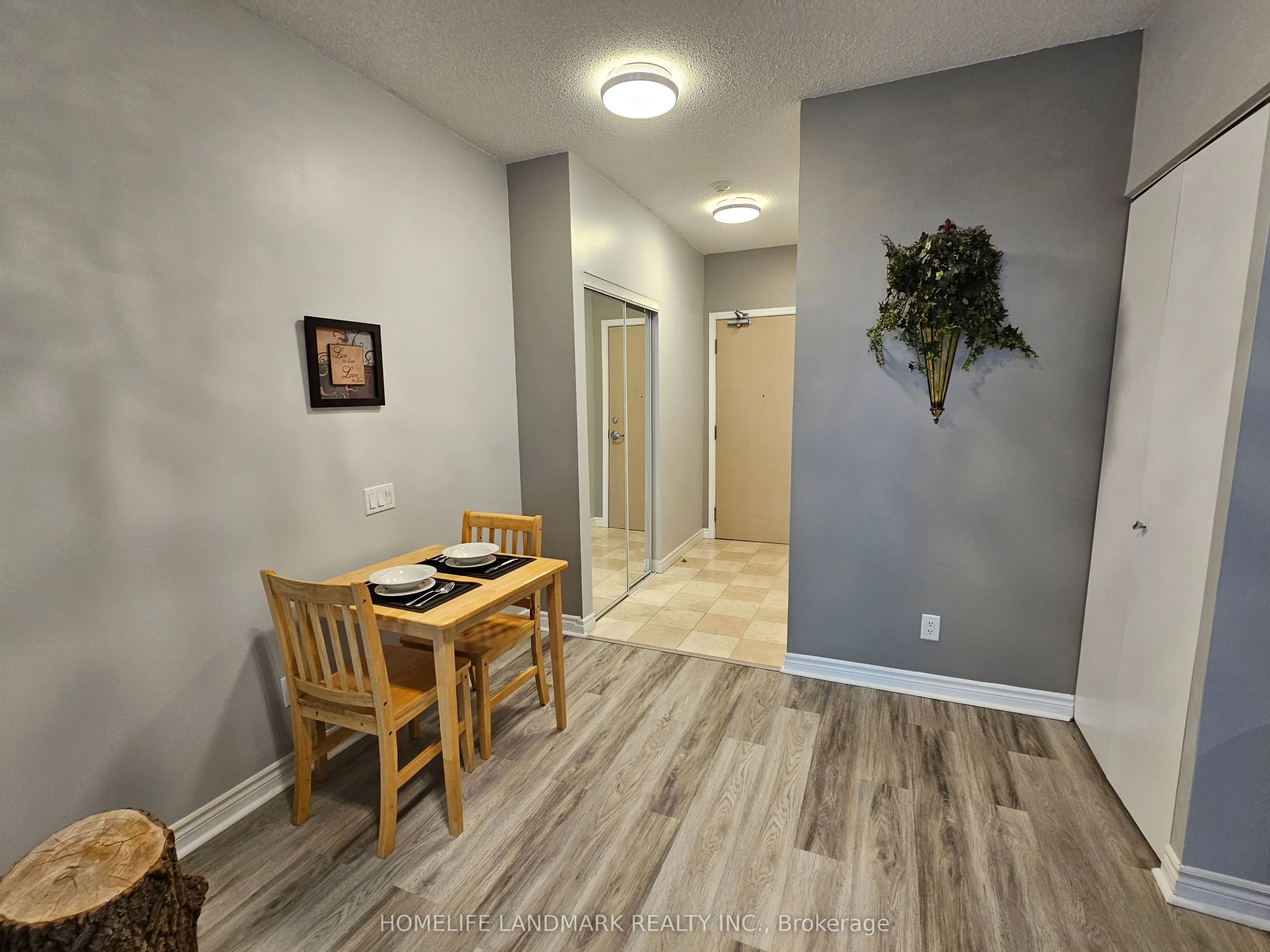 60 Byng Avenue, #401