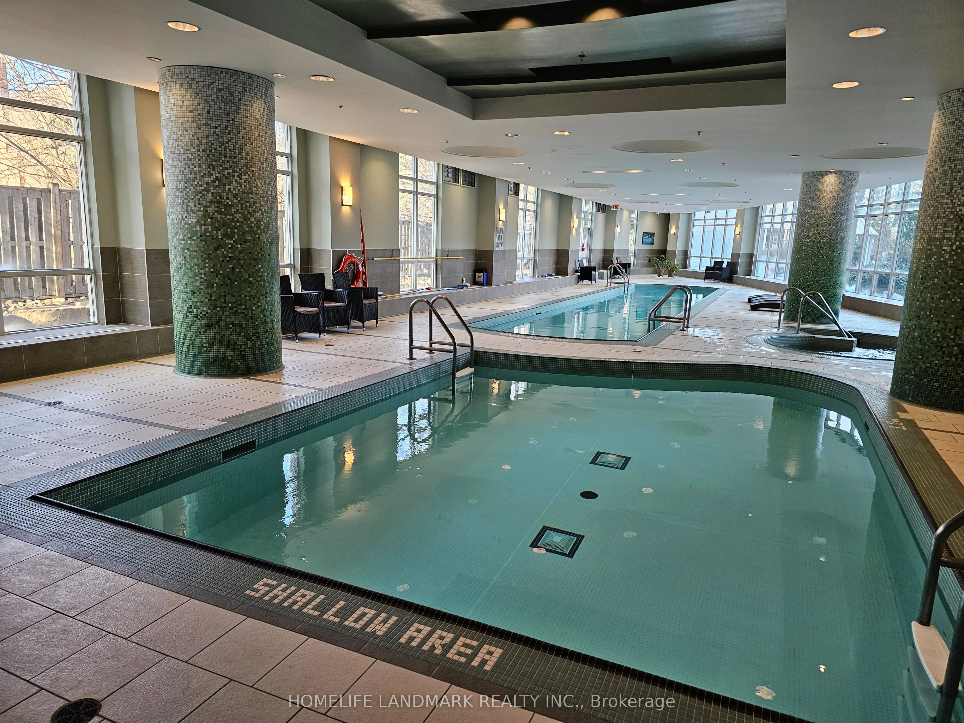 60 Byng Avenue, #401