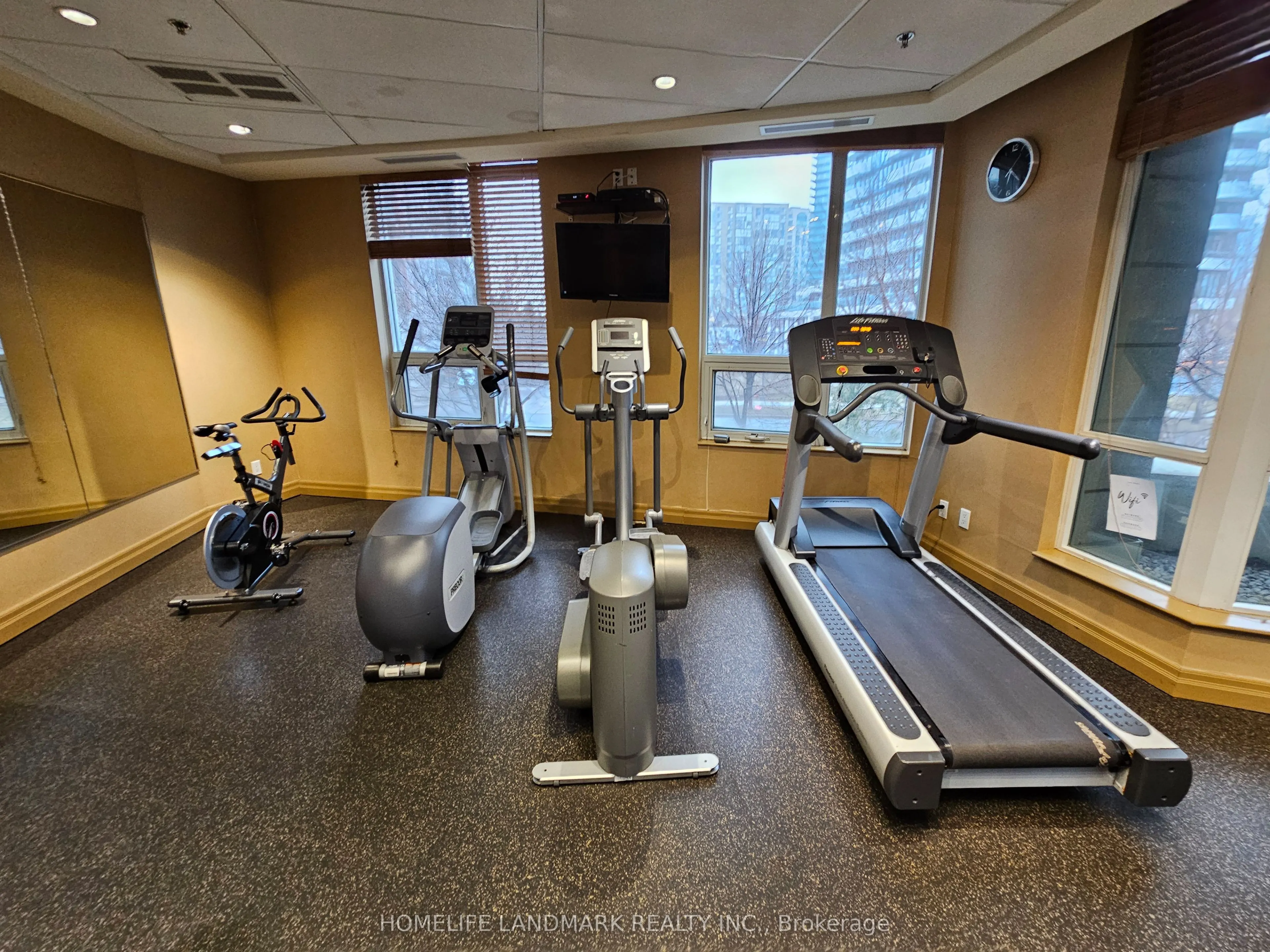 60 Byng Avenue, #401