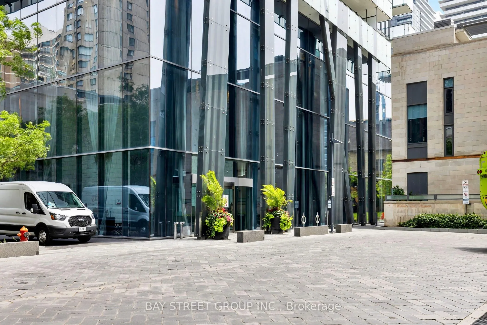 1080 Bay Street, #1608