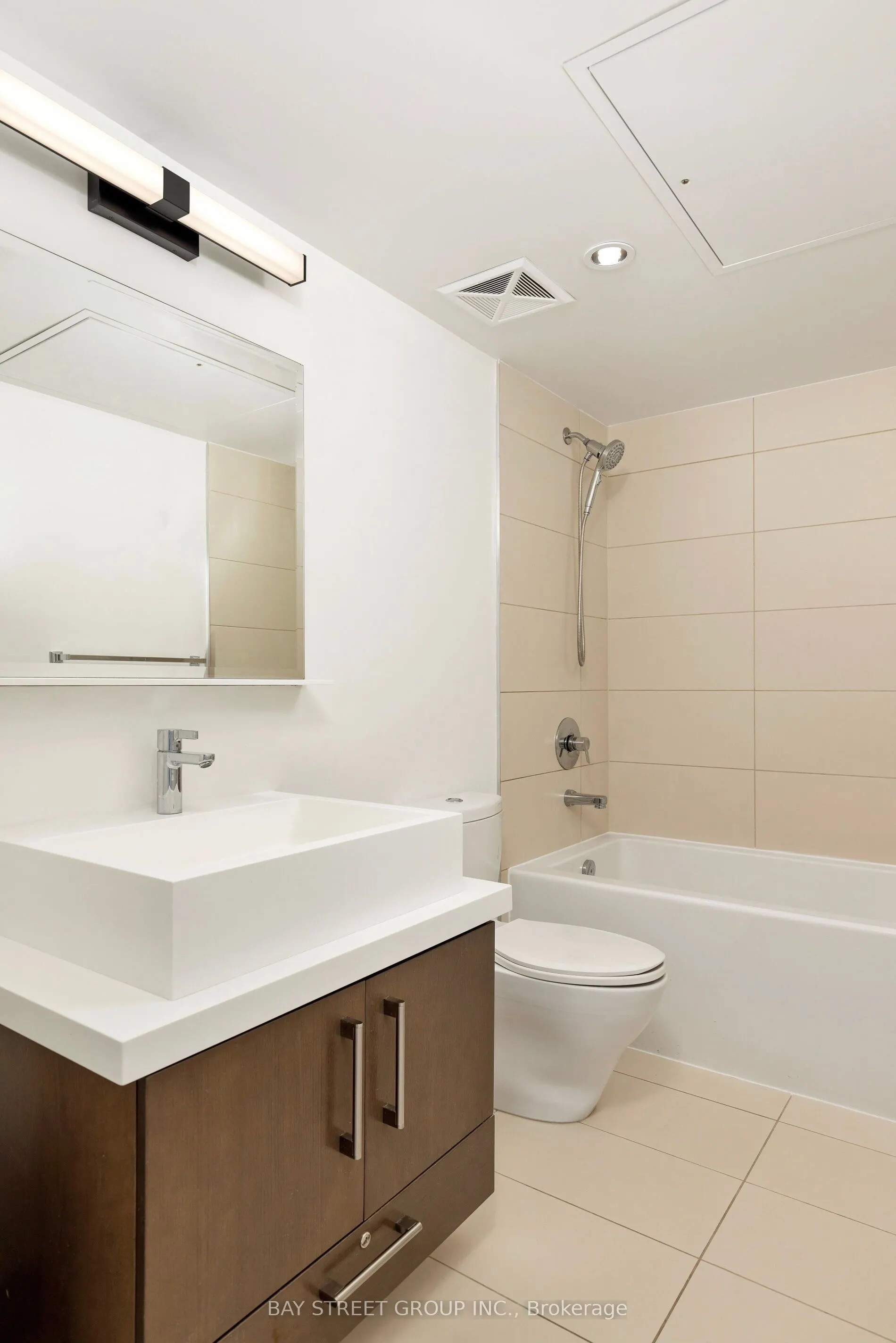 1080 Bay Street, #1608