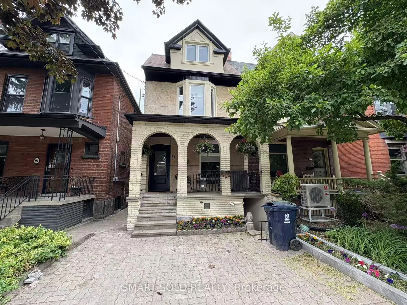 89 Concord Avenue