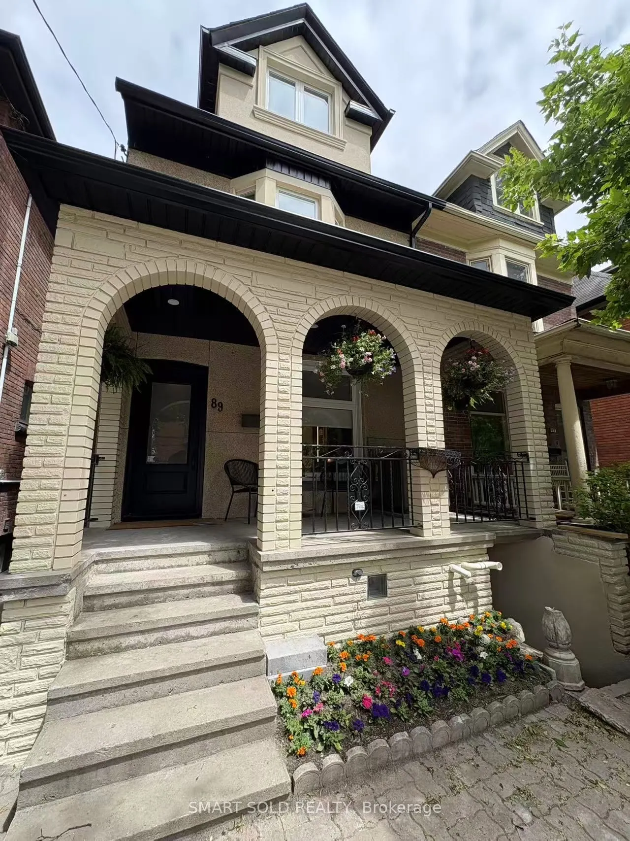 89 Concord Avenue