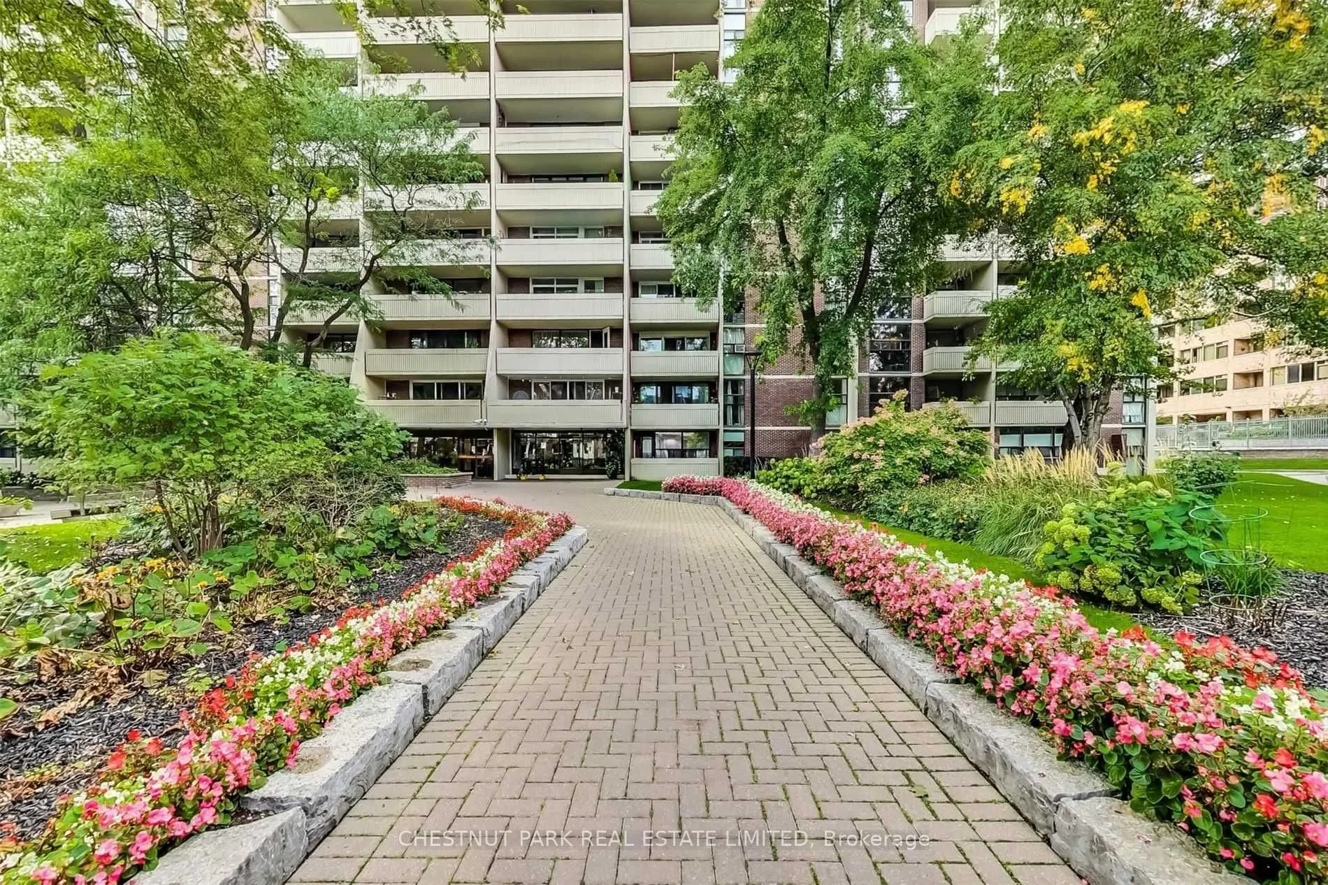 40 Homewood Avenue, #2105