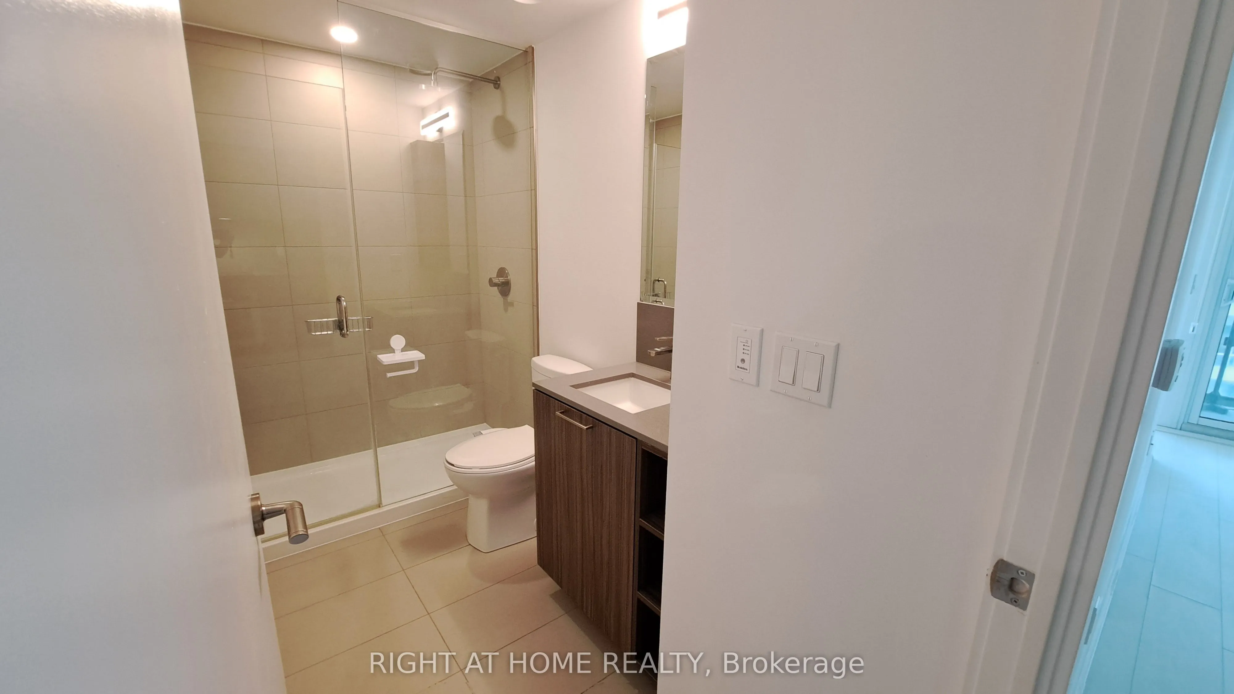 19 Western Battery Road, #1902