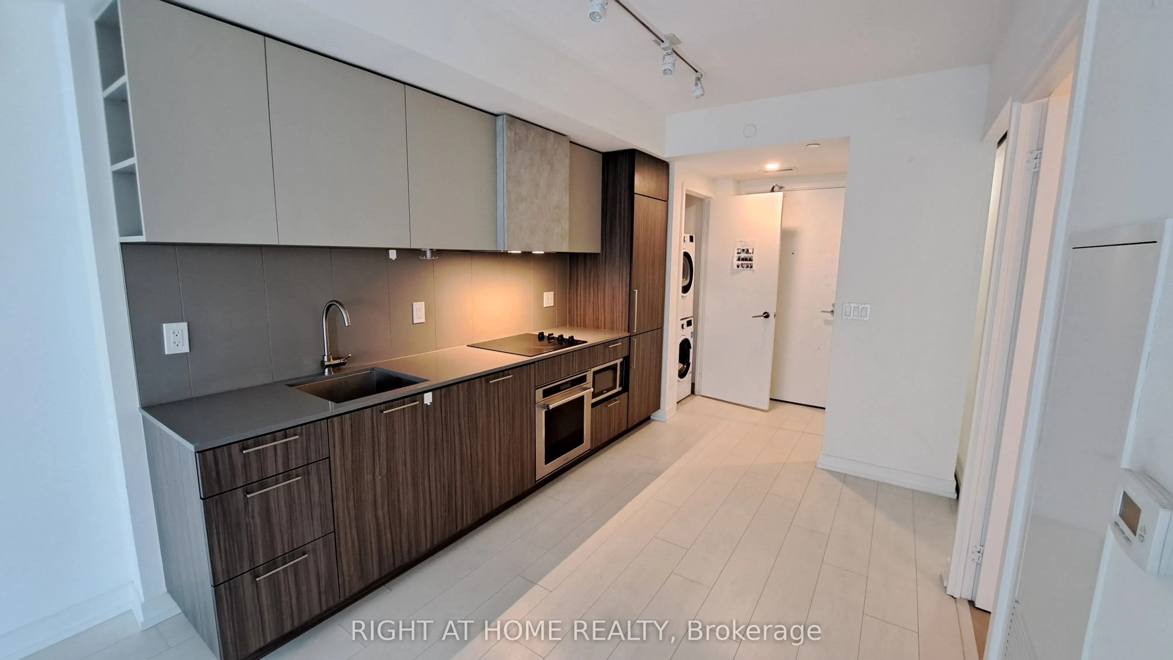 19 Western Battery Road, #1902