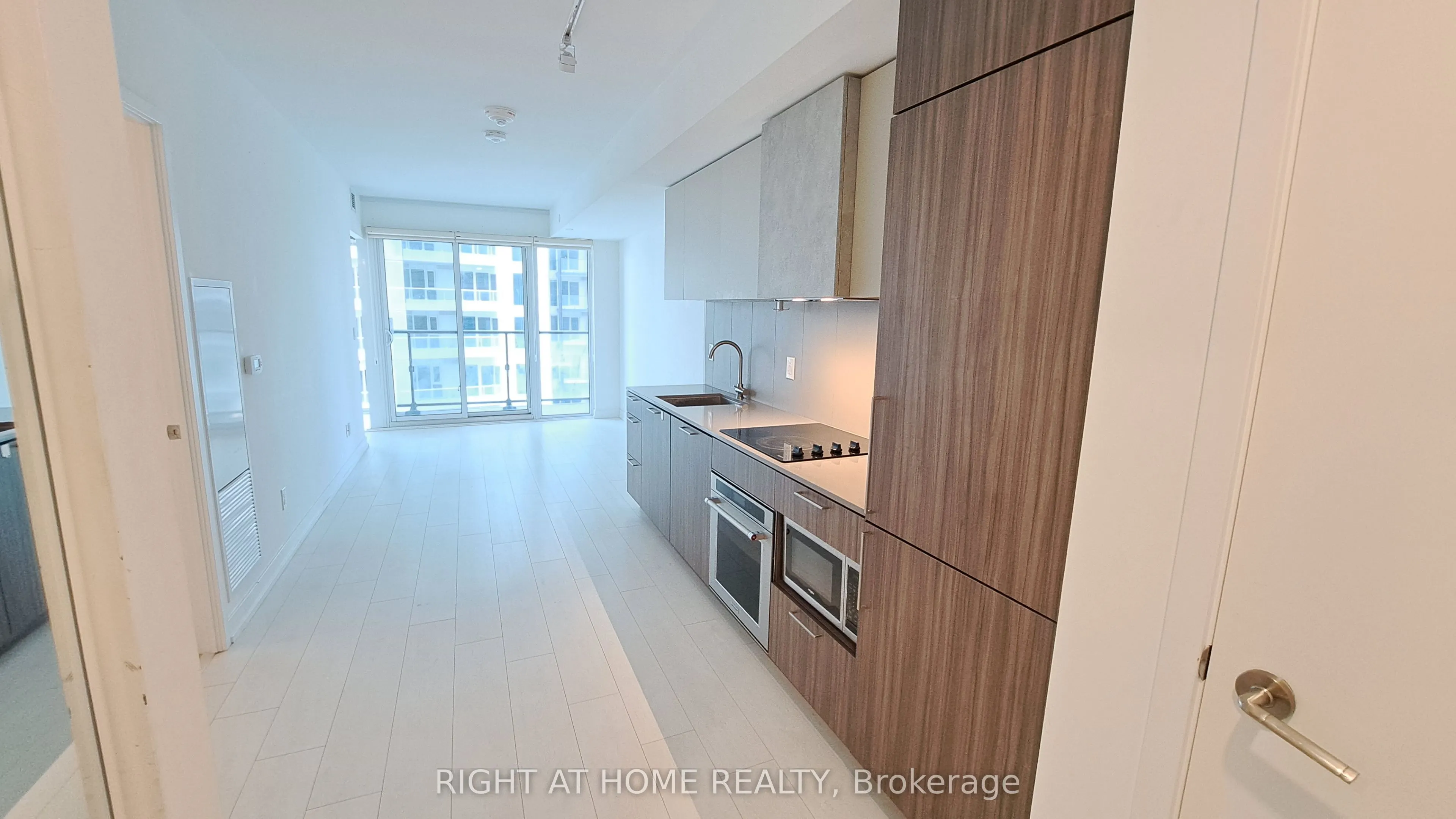 19 Western Battery Road, #1902