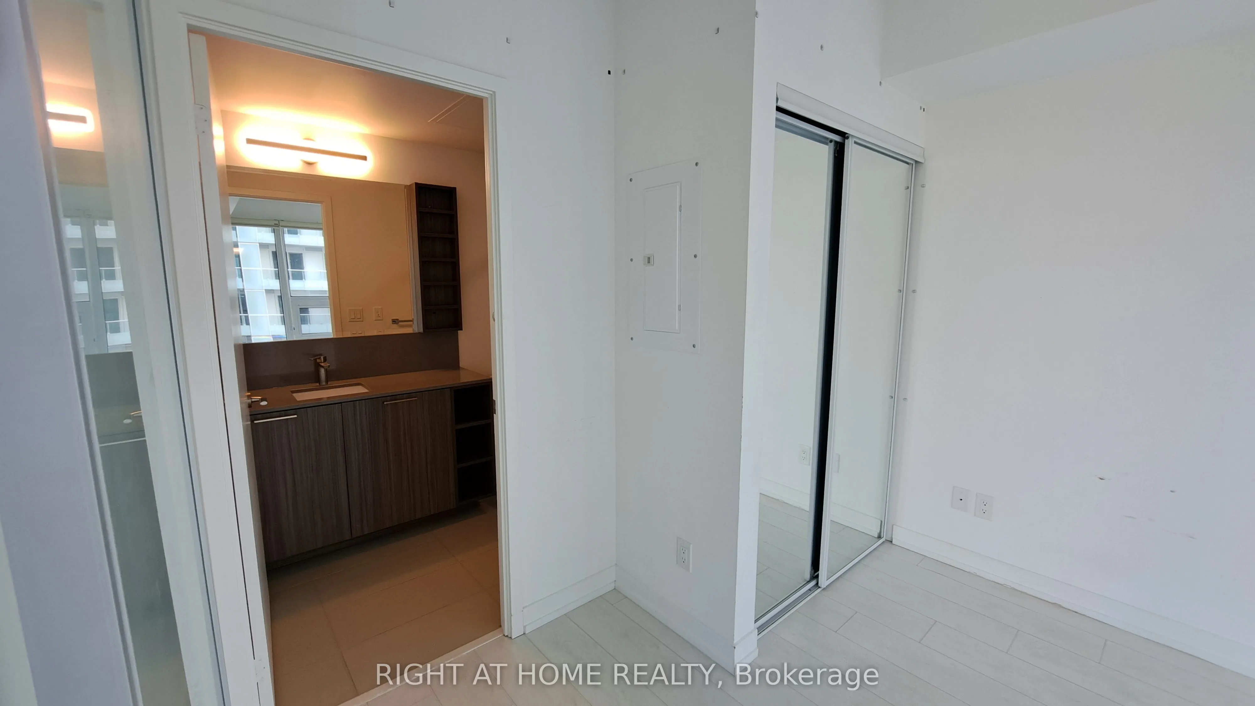 19 Western Battery Road, #1902