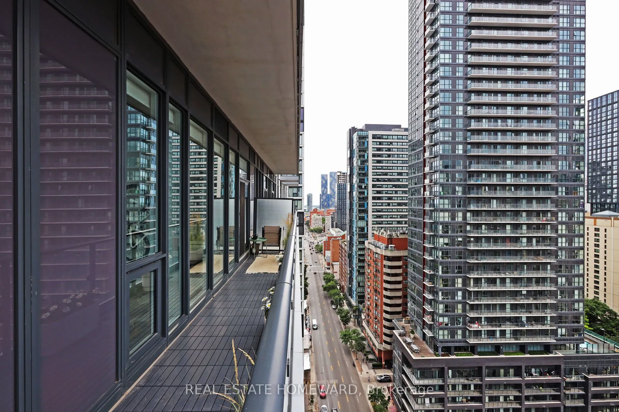 251 Jarvis Street, #2006