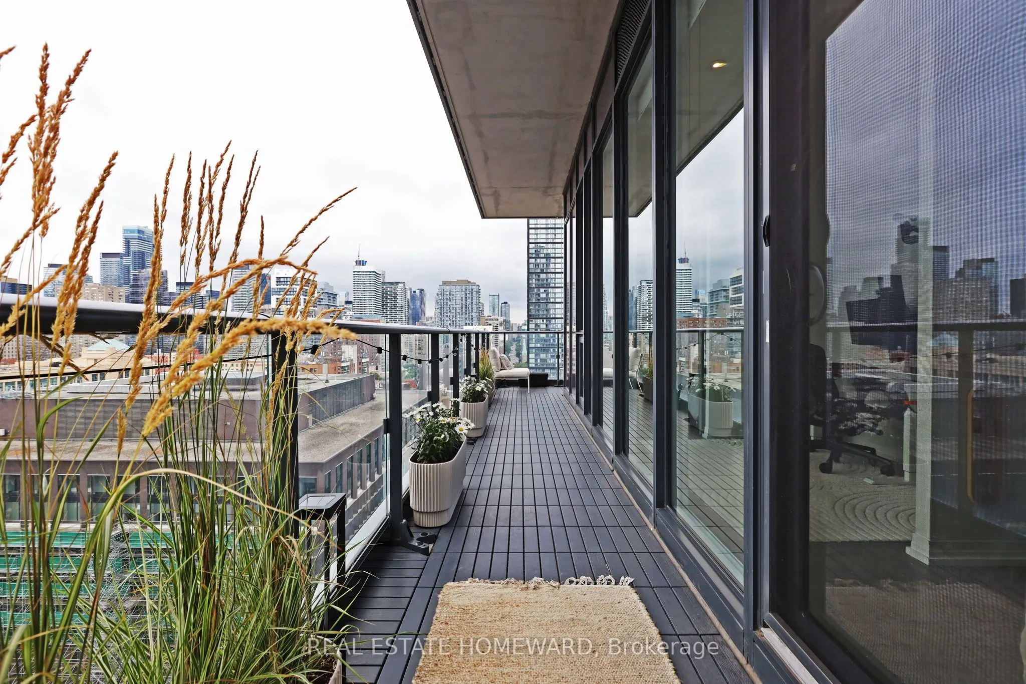 251 Jarvis Street, #2006
