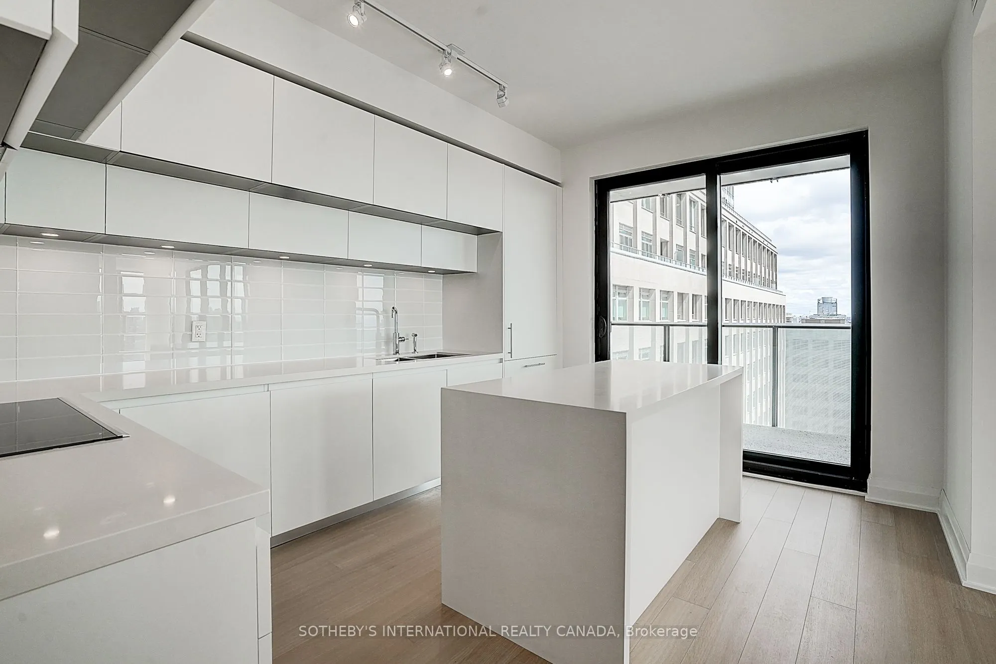 99 Foxbar Road, #2410