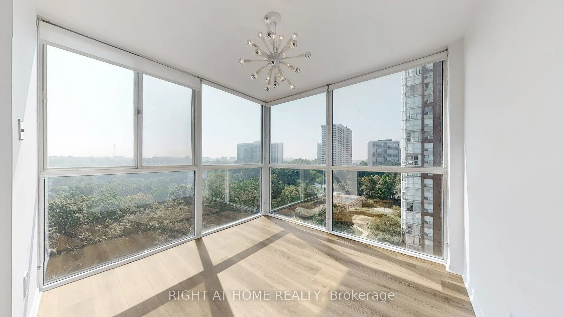 7 Concorde Place, #904