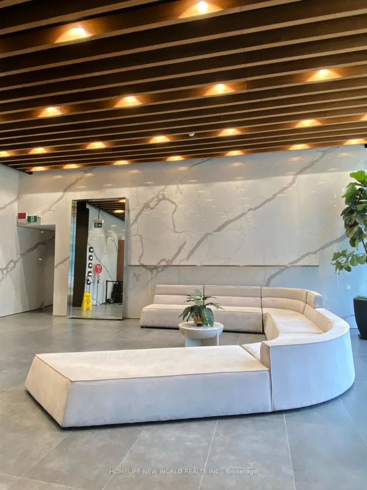 161 Roehampton Avenue, #233