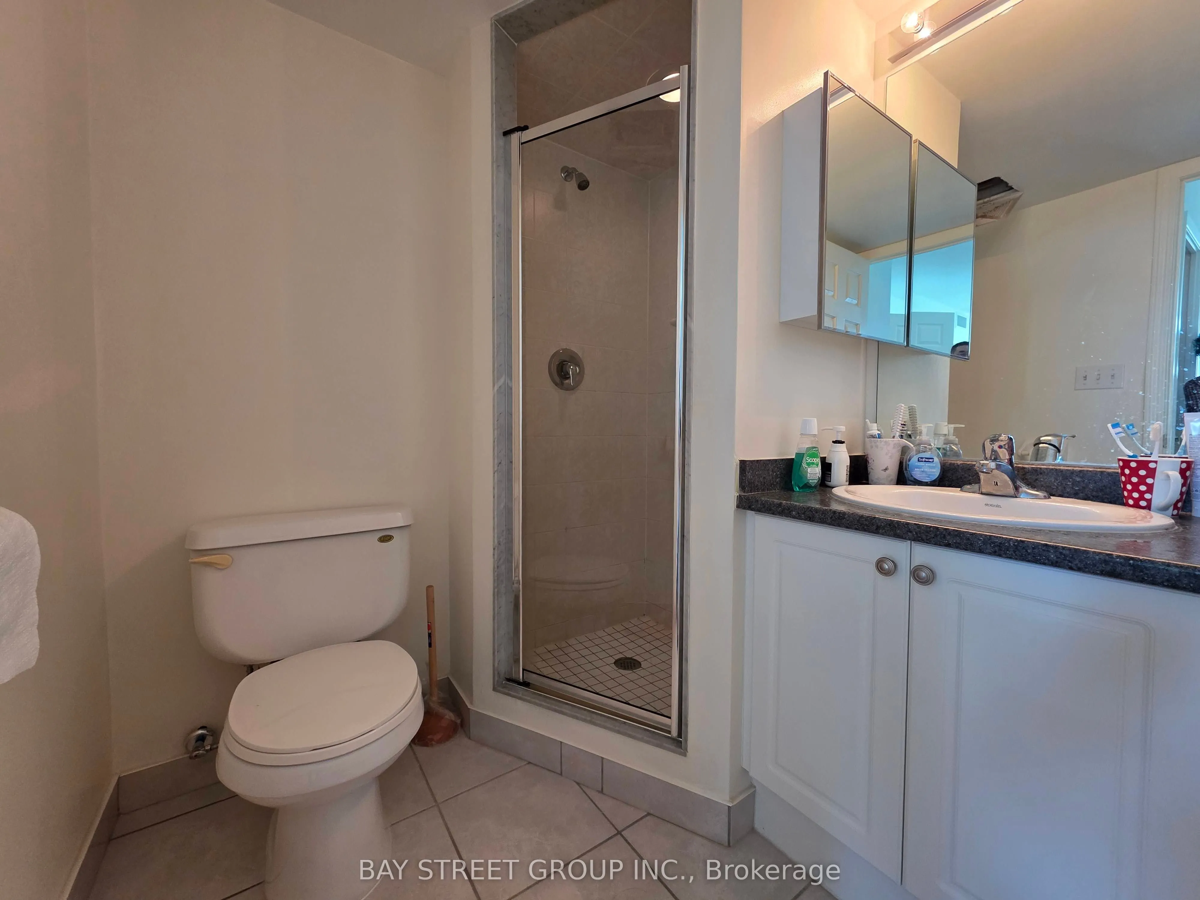 18 Spring Garden Avenue, #1905