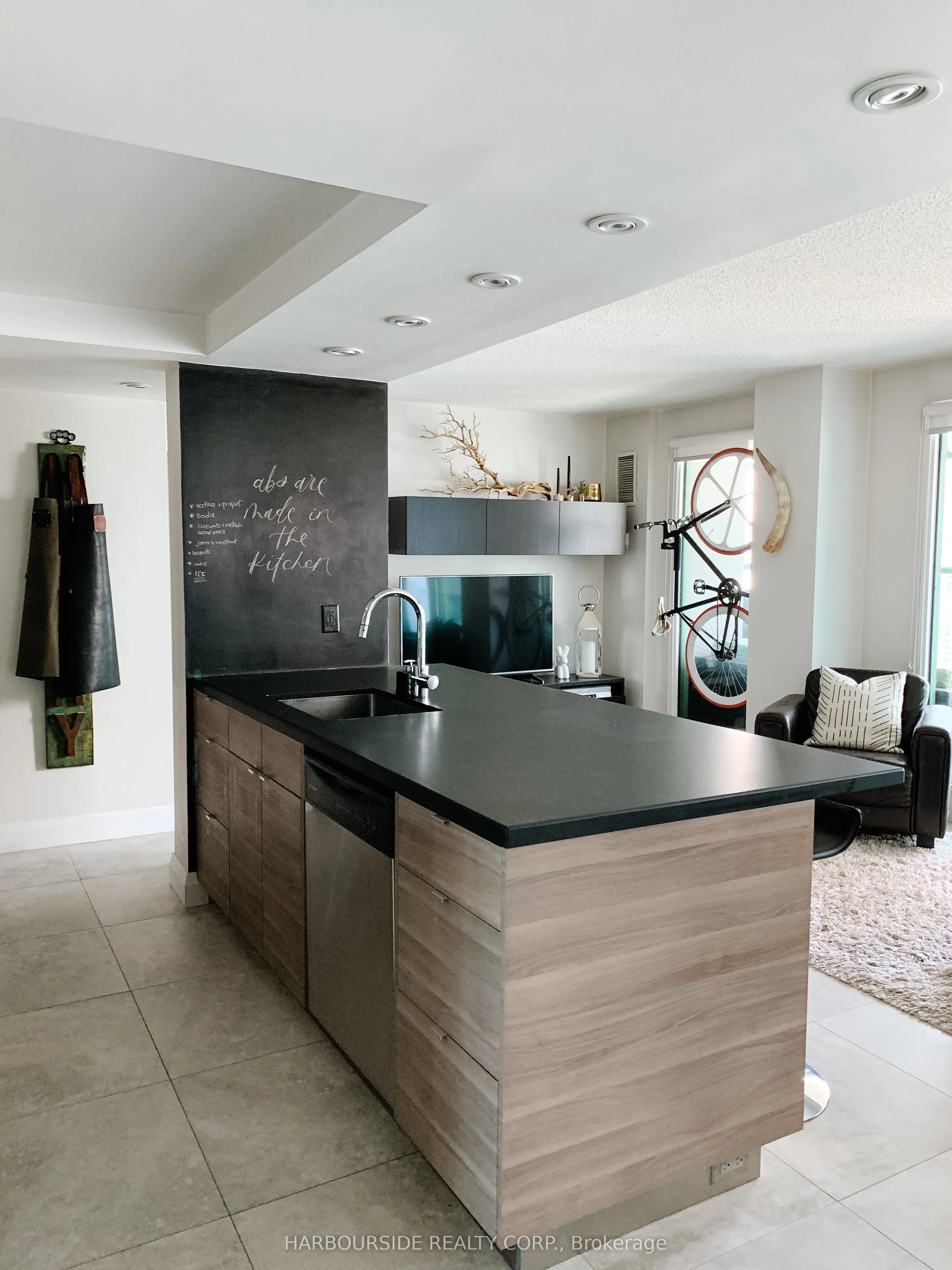 77 Harbour Square, #2901