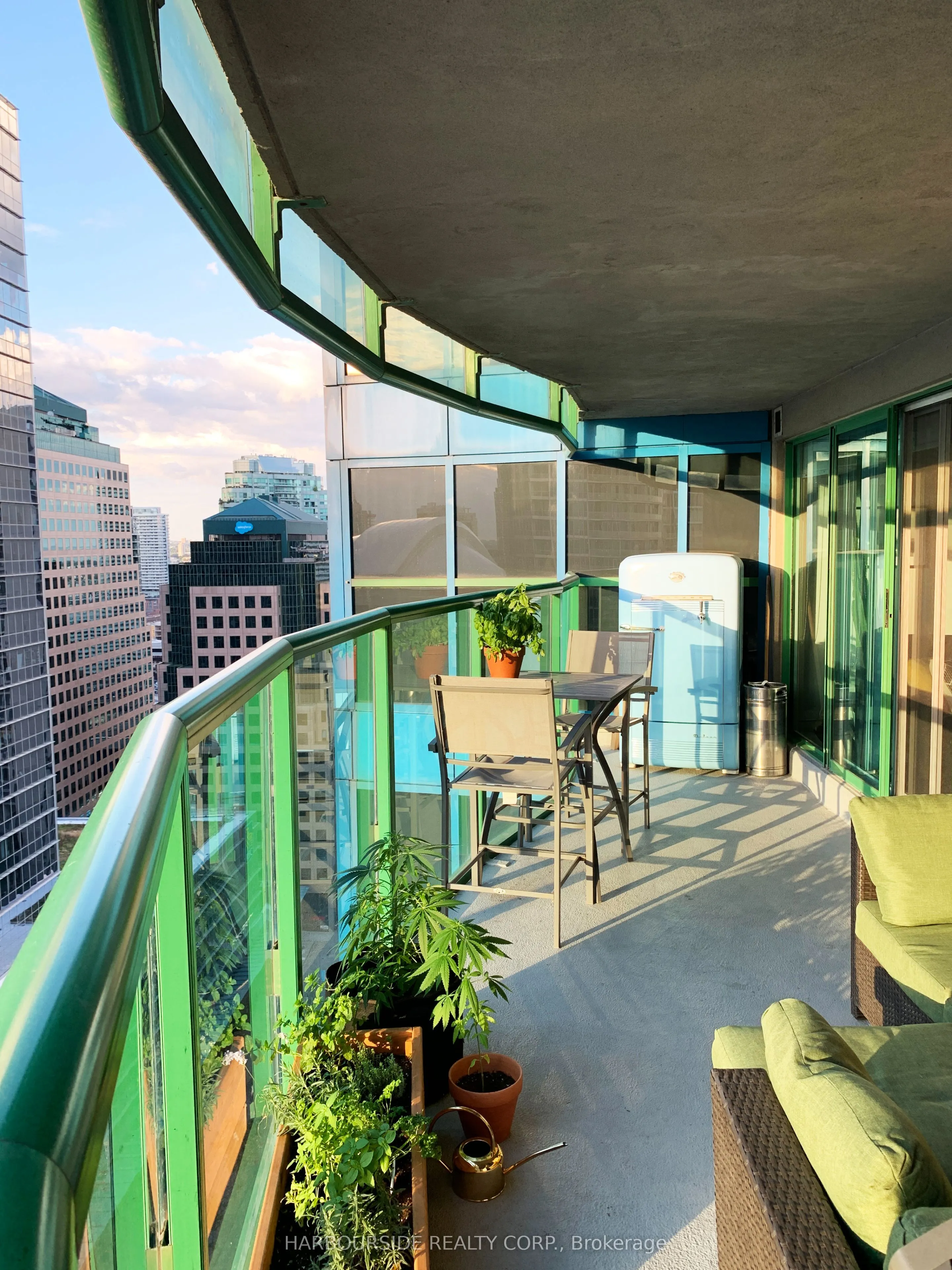77 Harbour Square, #2901