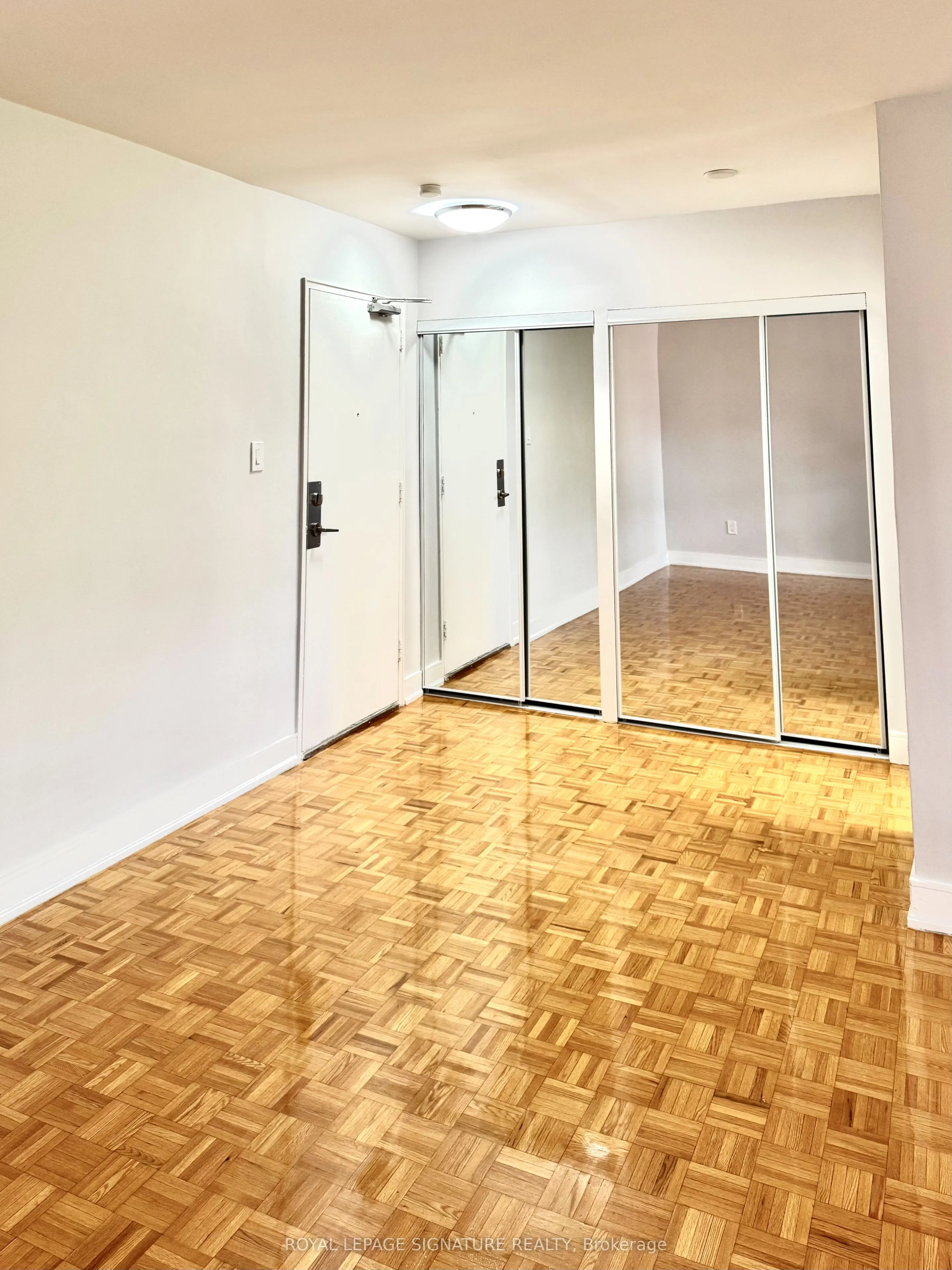 1291 Bayview Avenue, #309