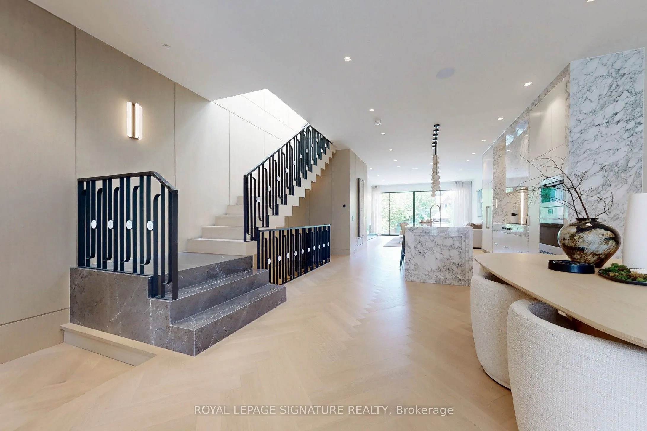 126 Sherwood Avenue
