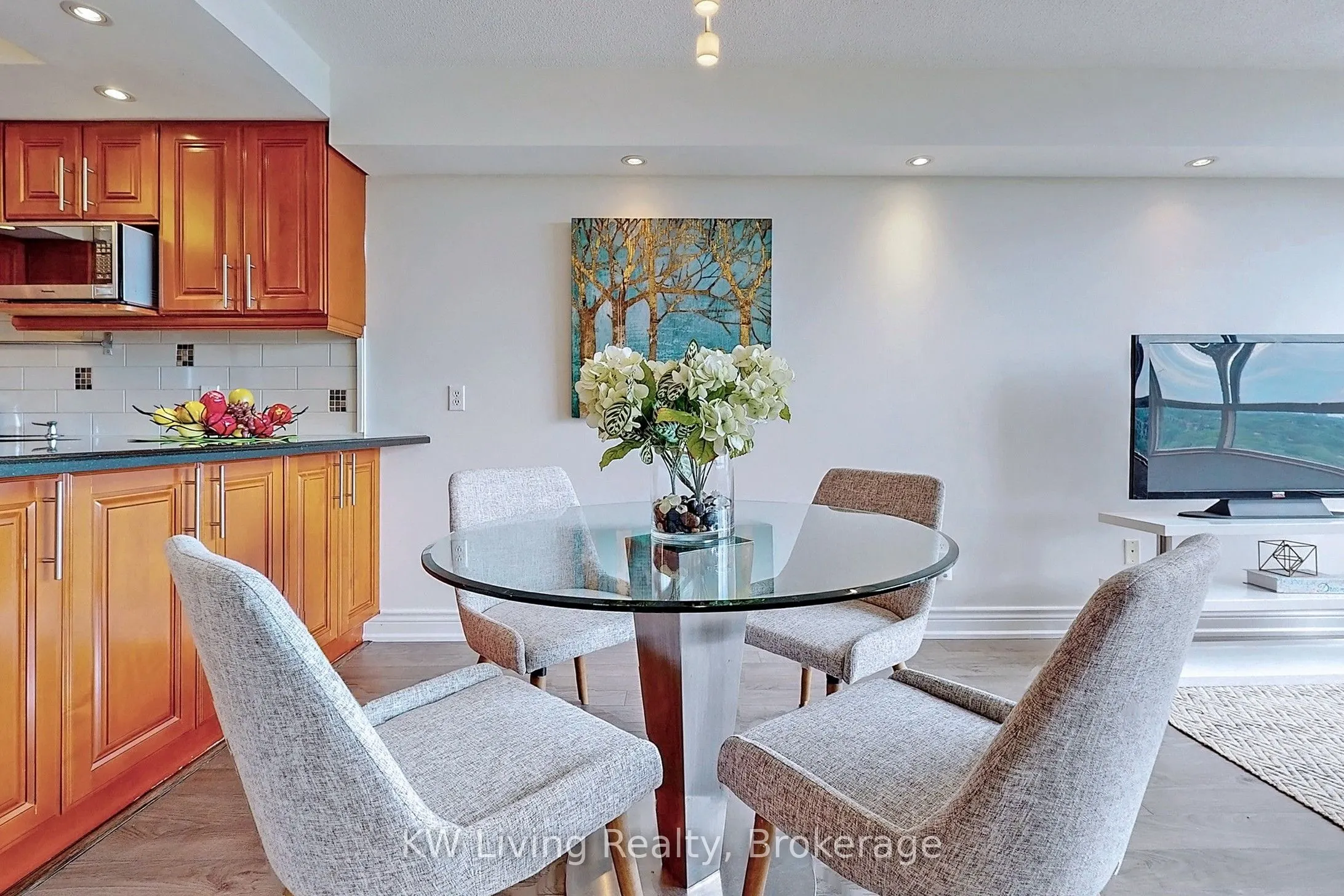 5444 Yonge Street, #1404