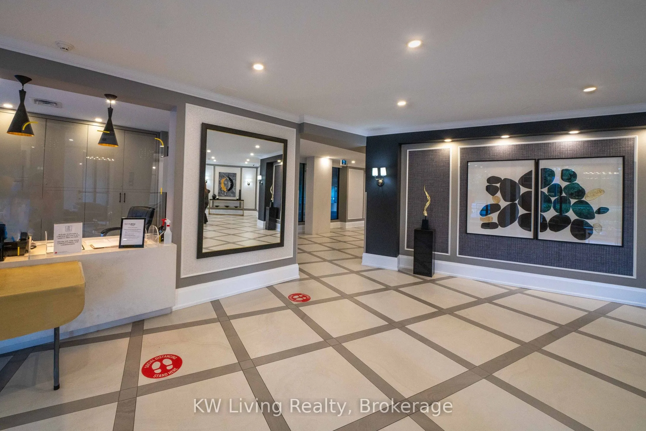 5444 Yonge Street, #1404