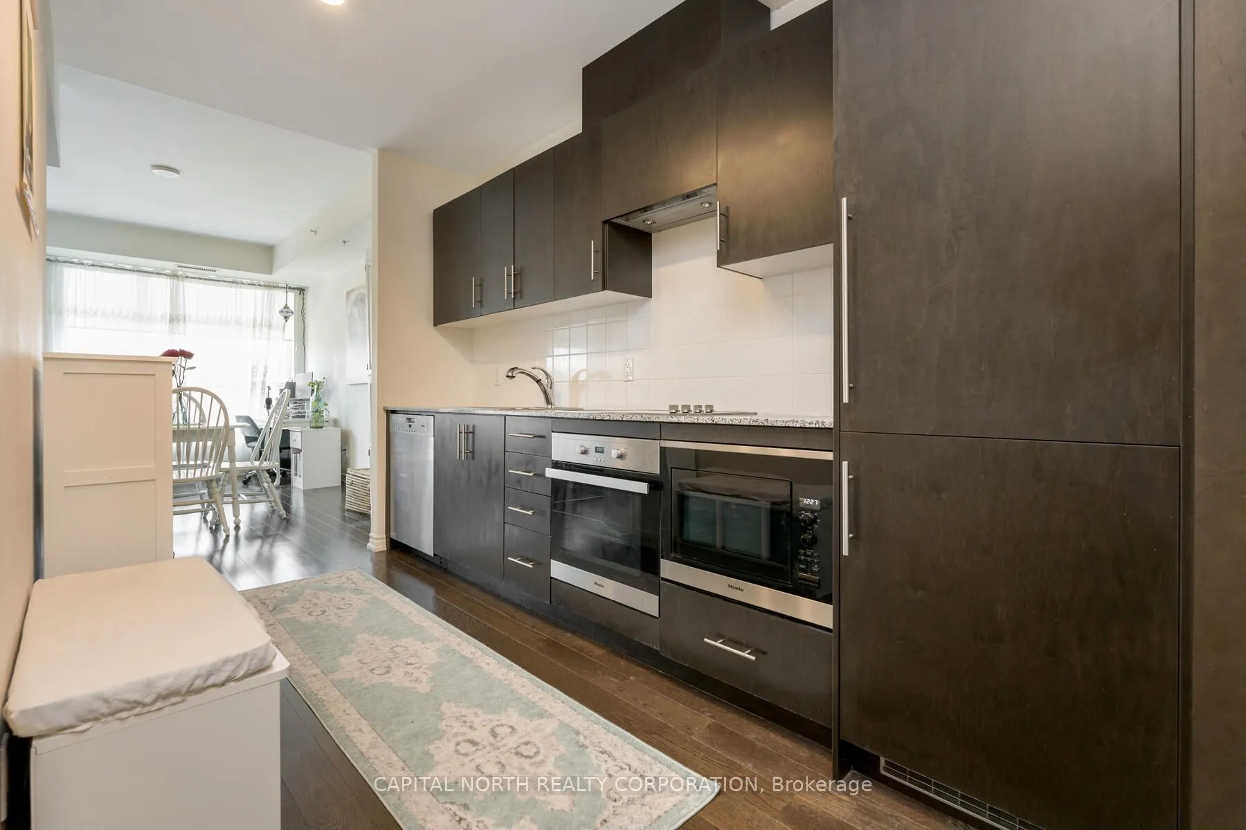 23 Glebe Road W, #416