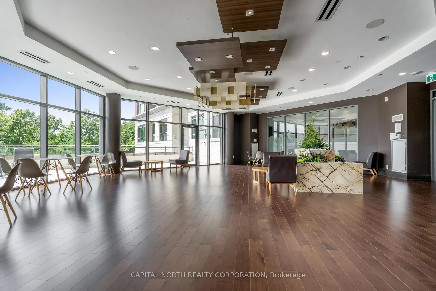23 Glebe Road W, #416