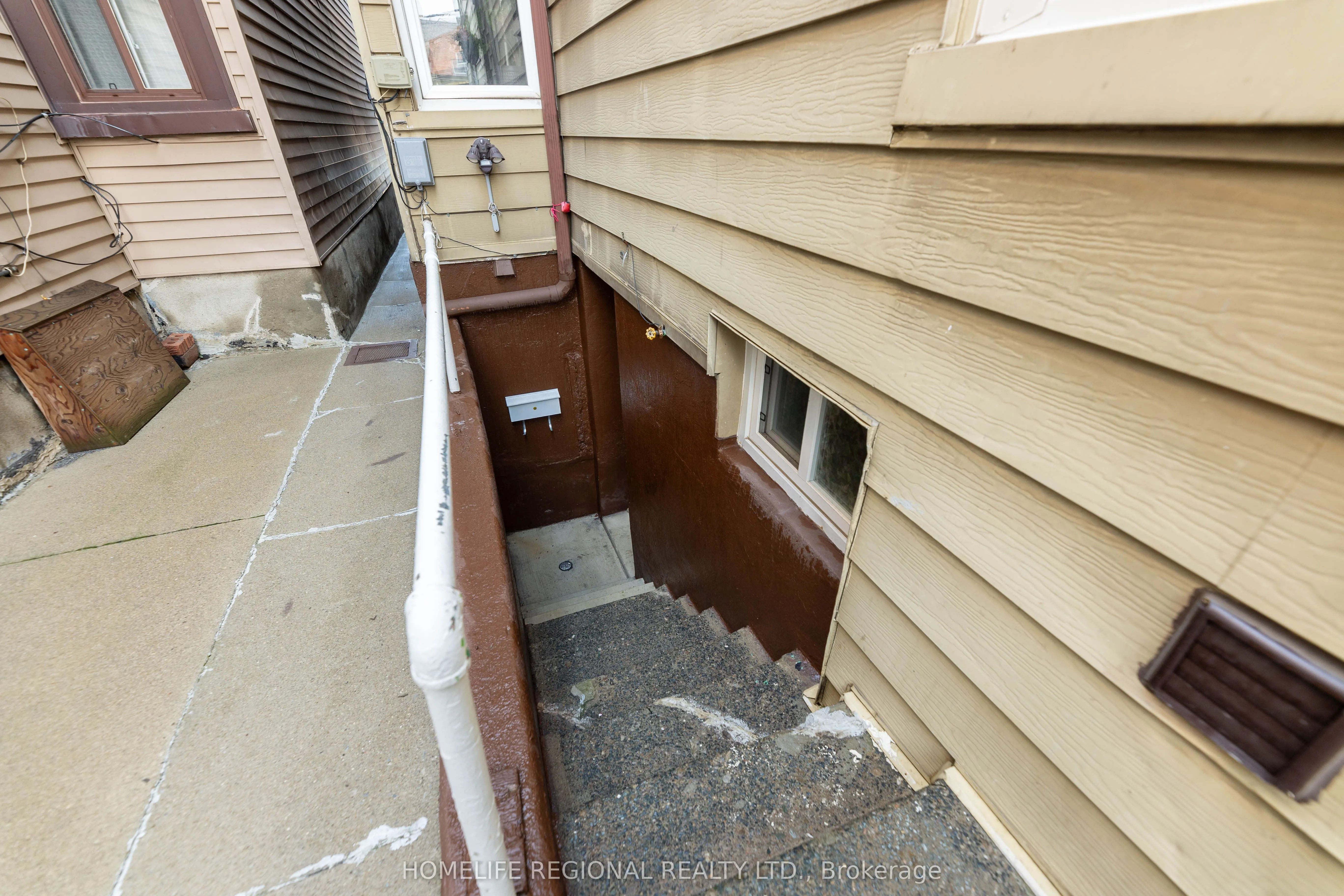 244 Roxton Road