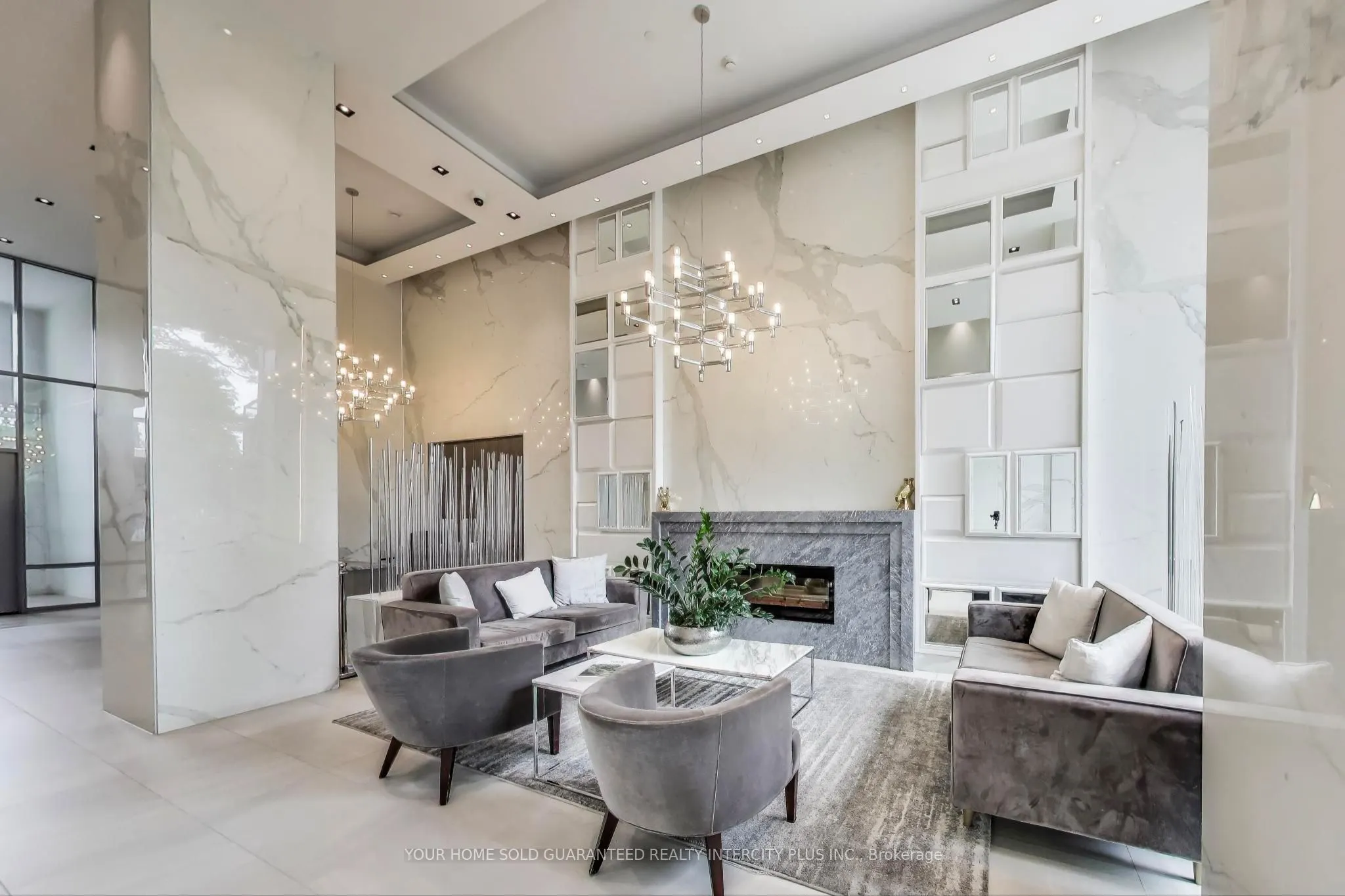 501 St. Clair Avenue W, #325