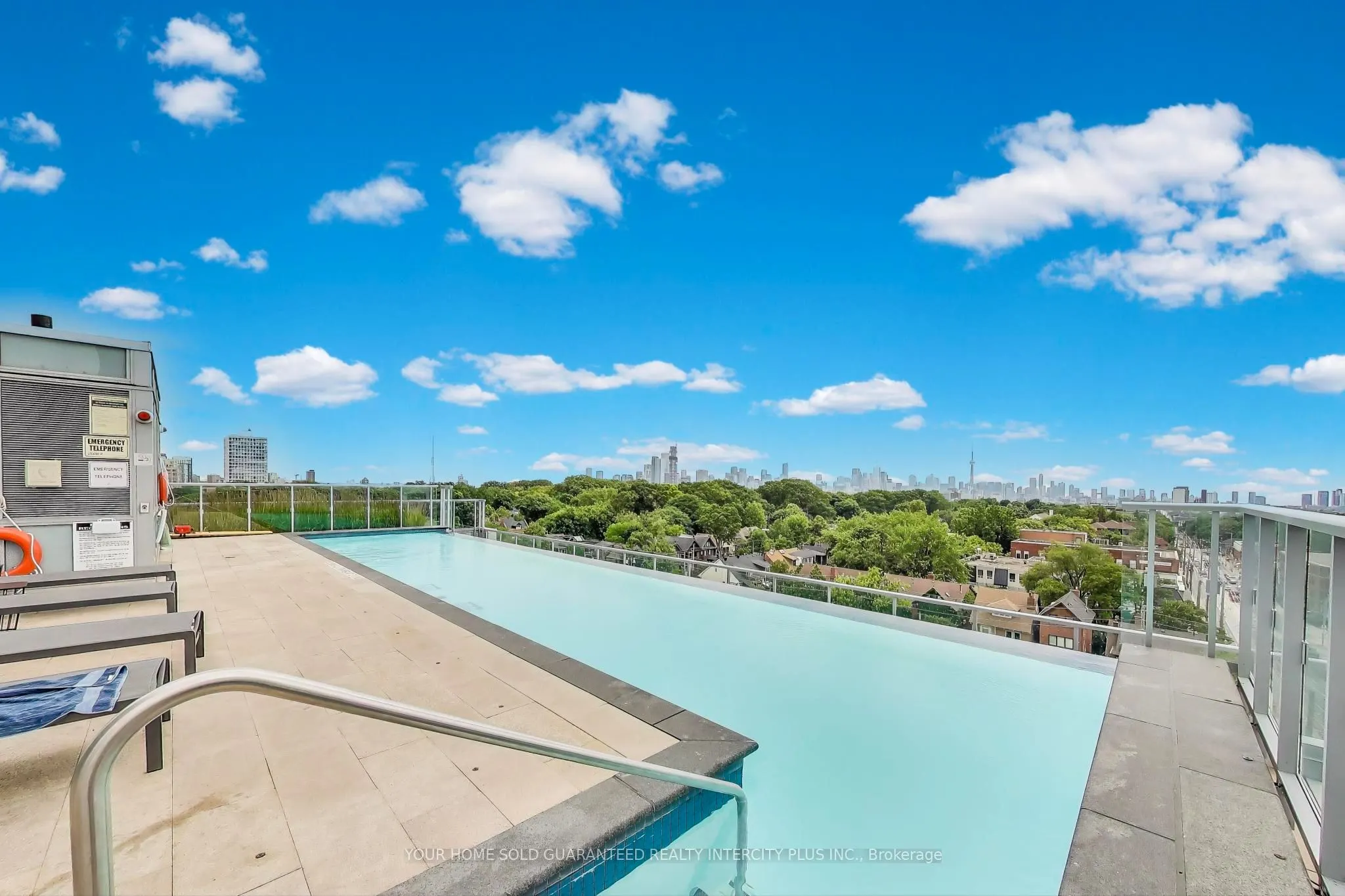 501 St. Clair Avenue W, #325