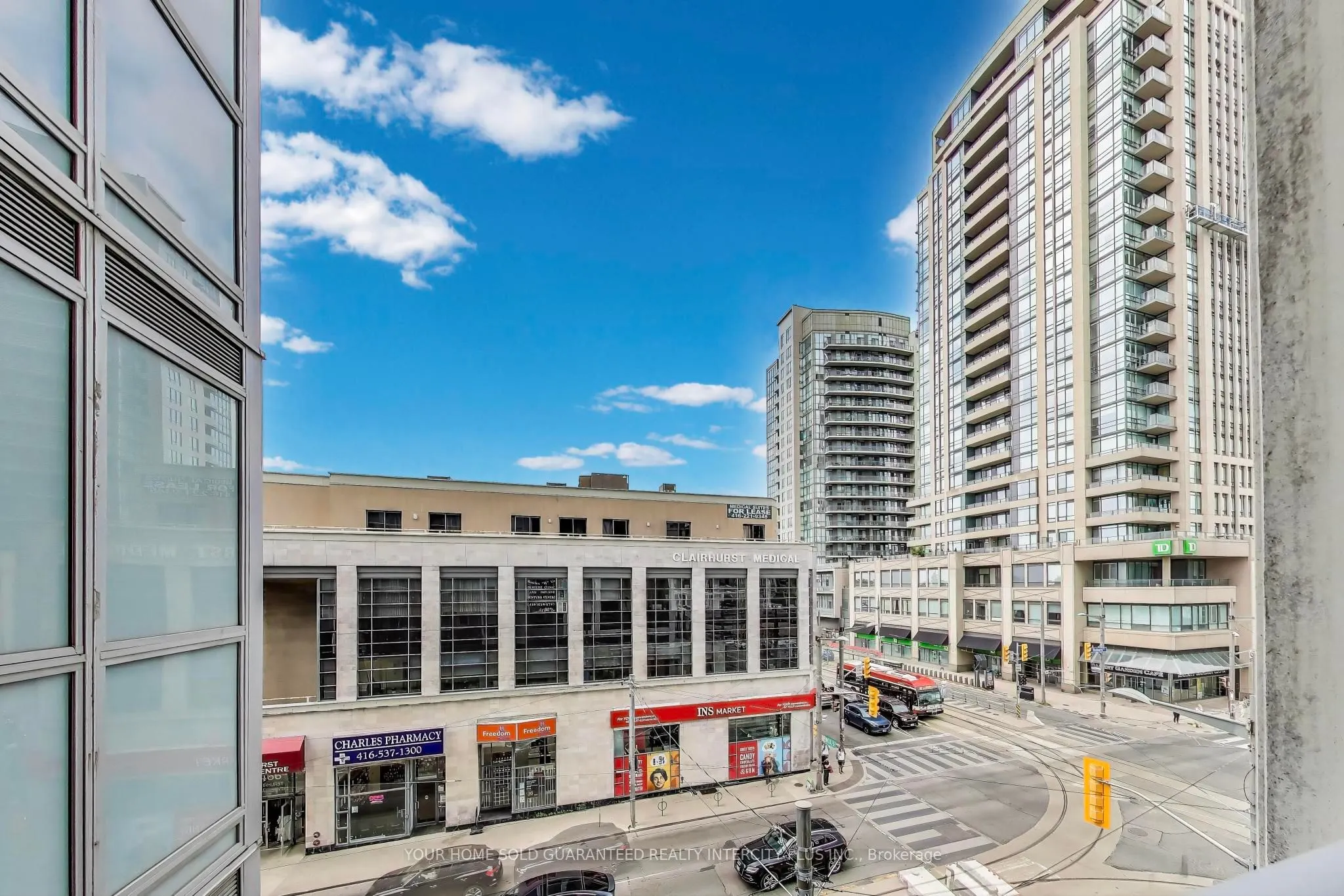 501 St. Clair Avenue W, #325